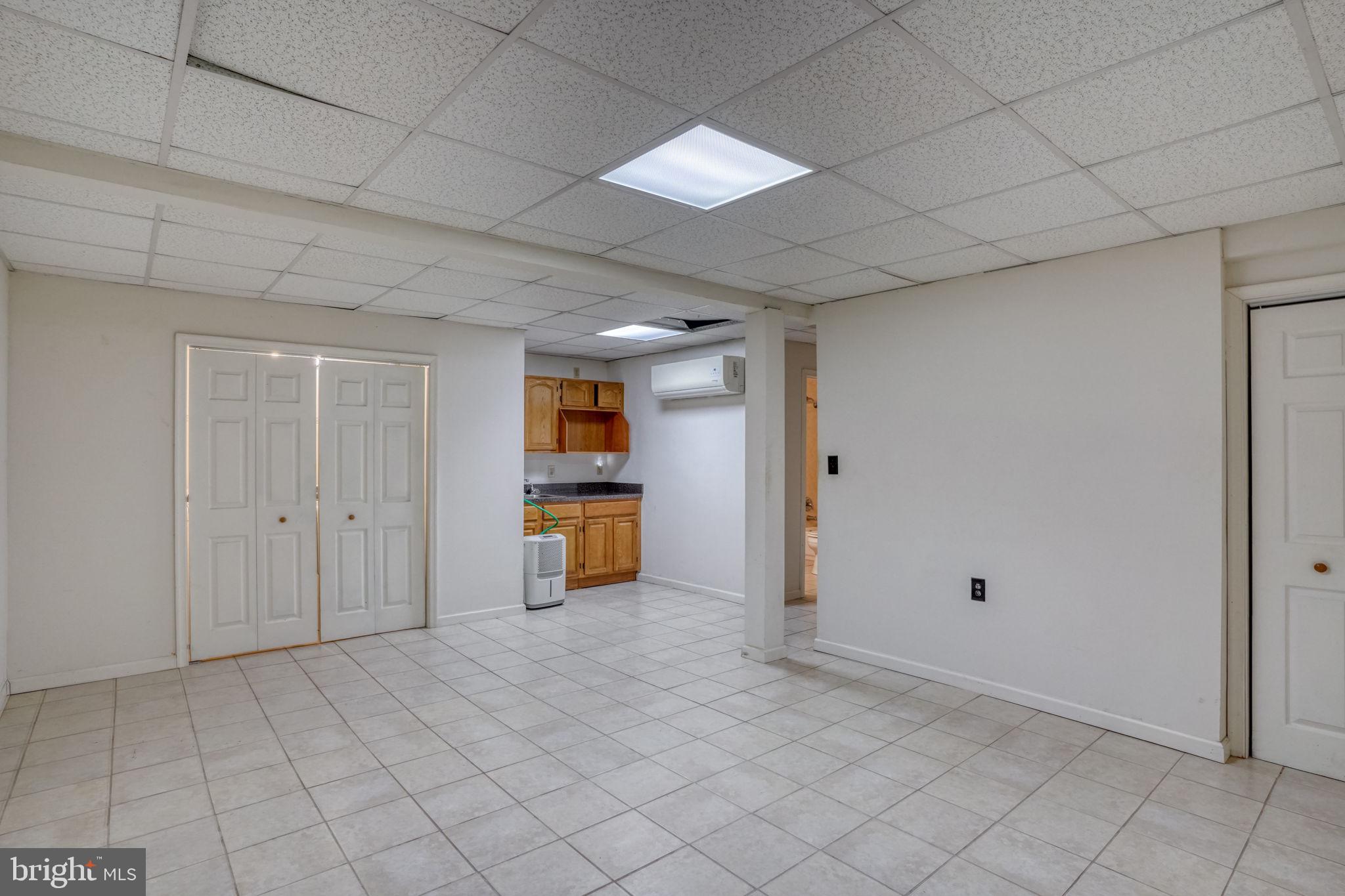 MEADOWVIEW - Residential