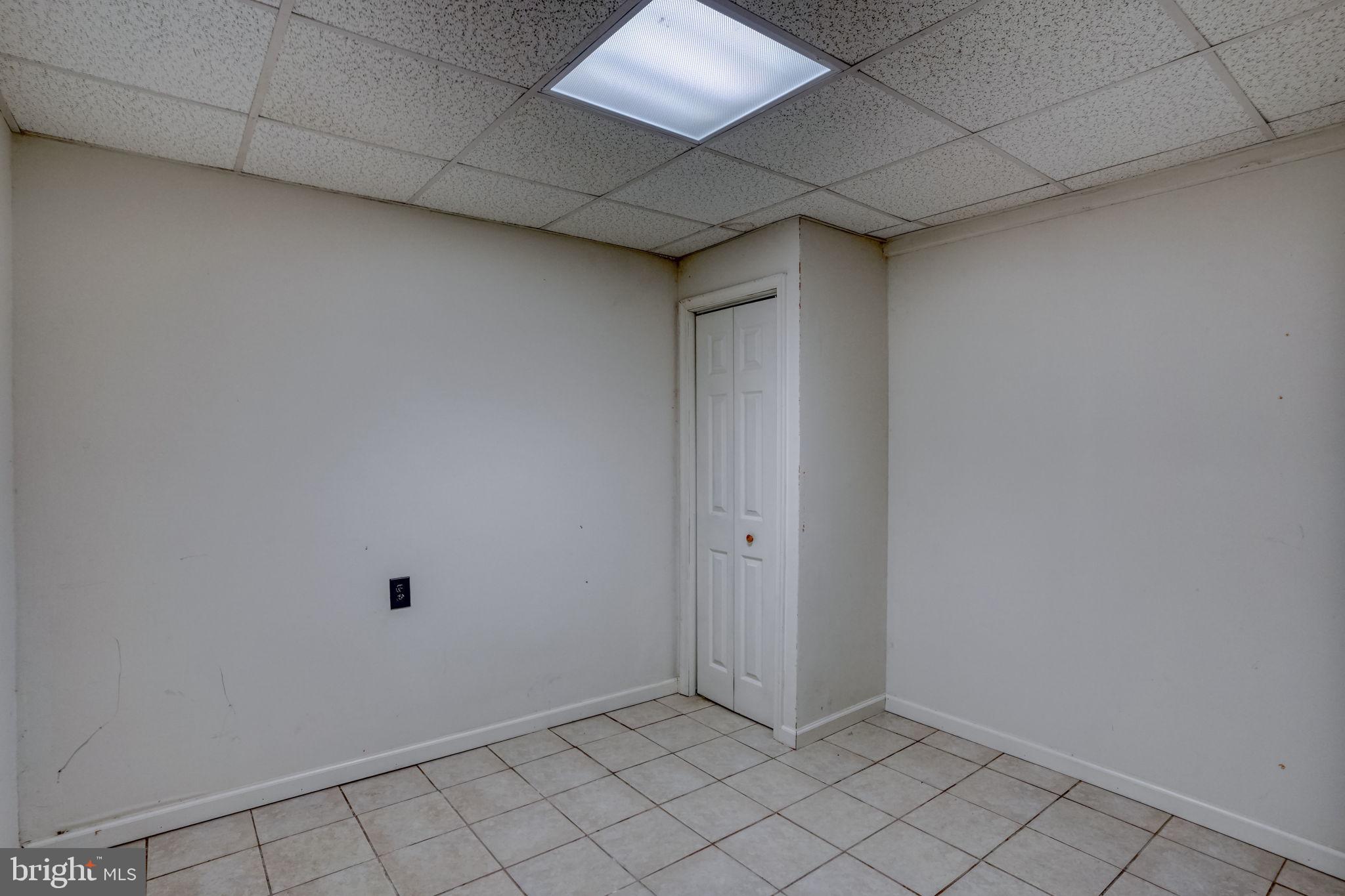 MEADOWVIEW - Residential