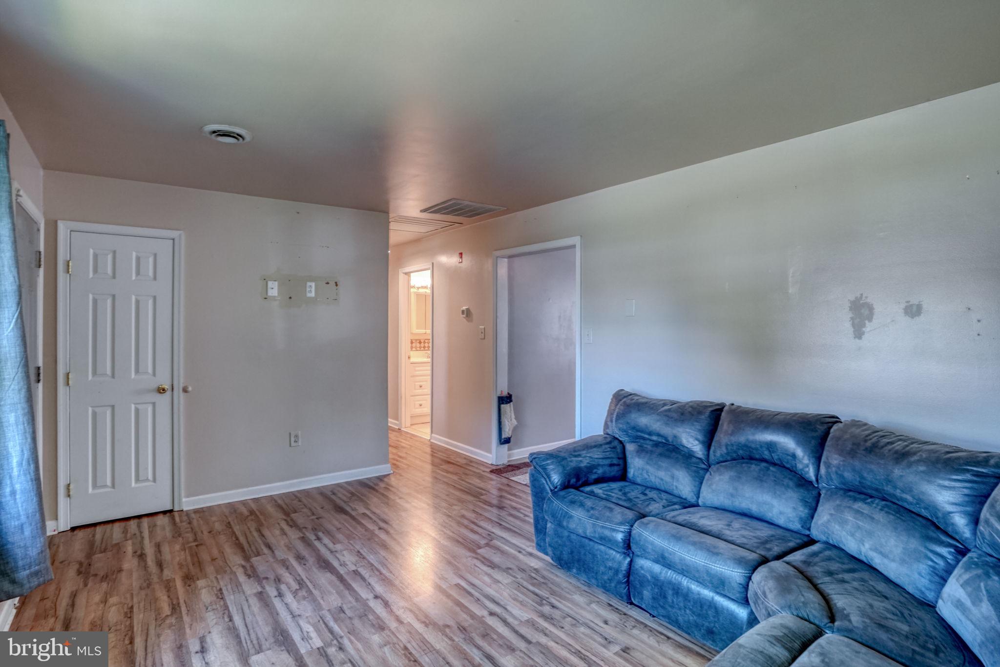 MEADOWVIEW - Residential