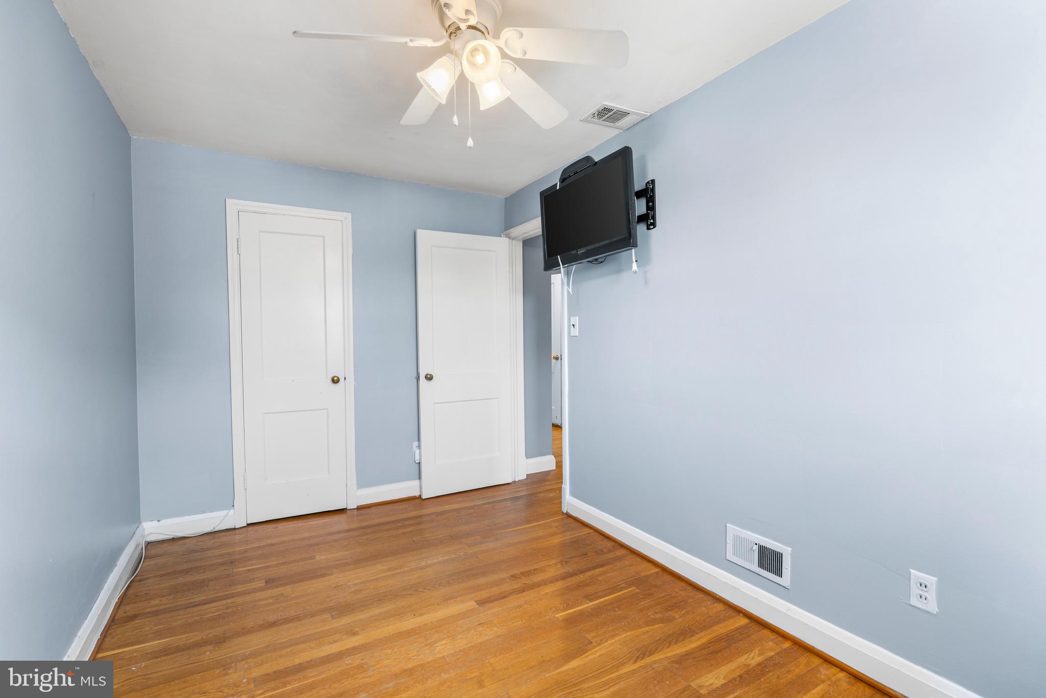 KNETTISHALL - Residential