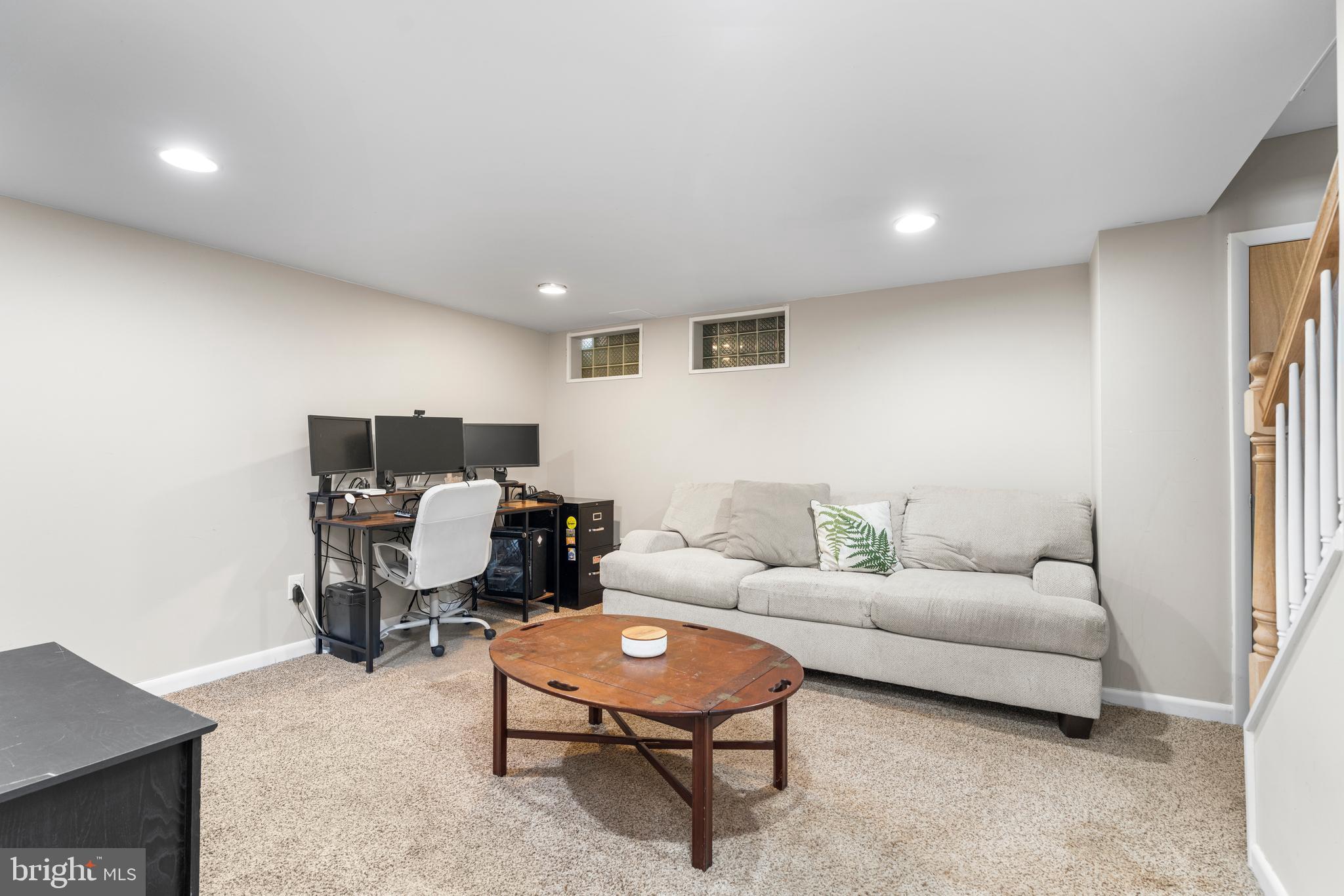 KNETTISHALL - Residential