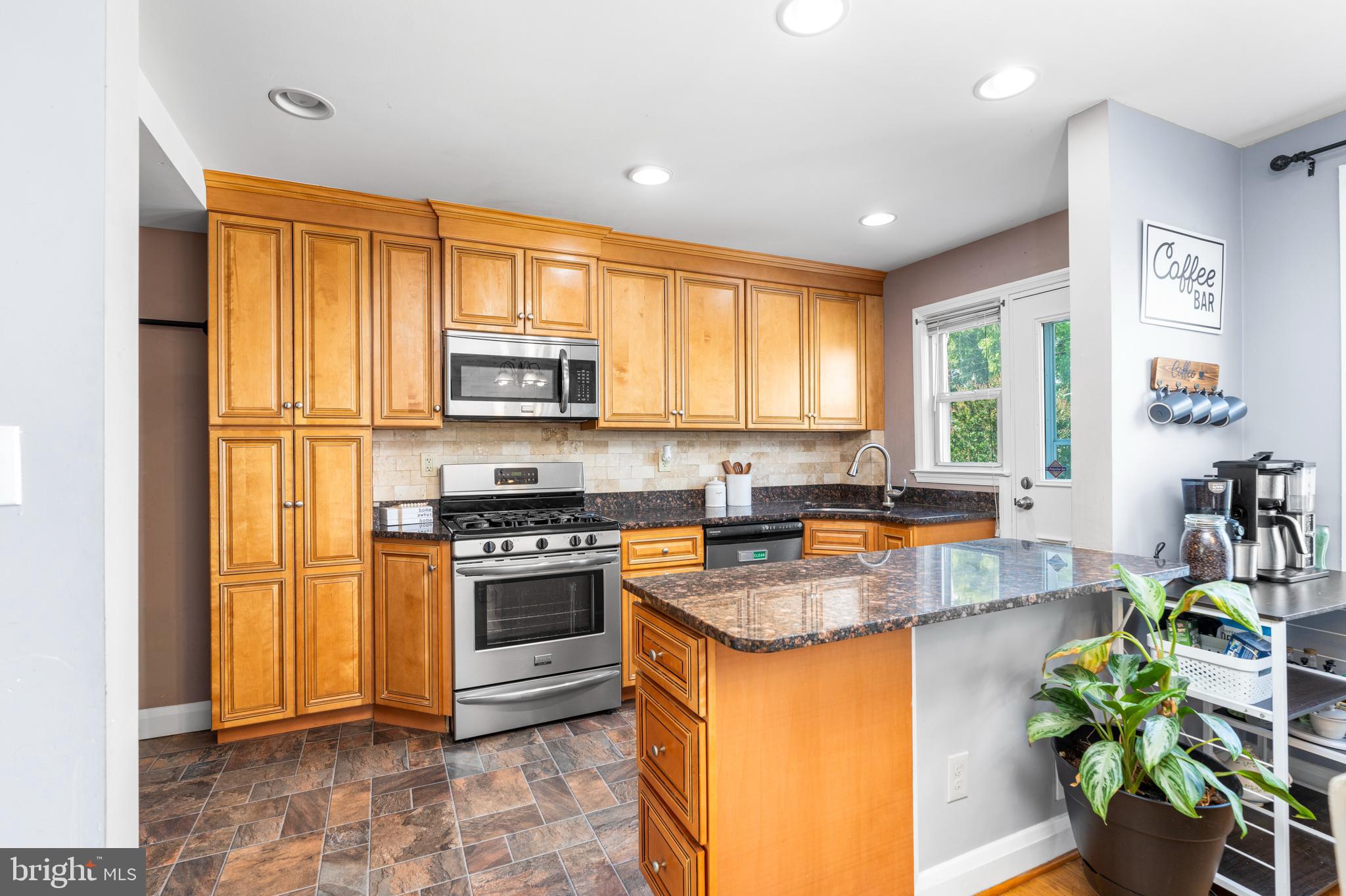 KNETTISHALL - Residential