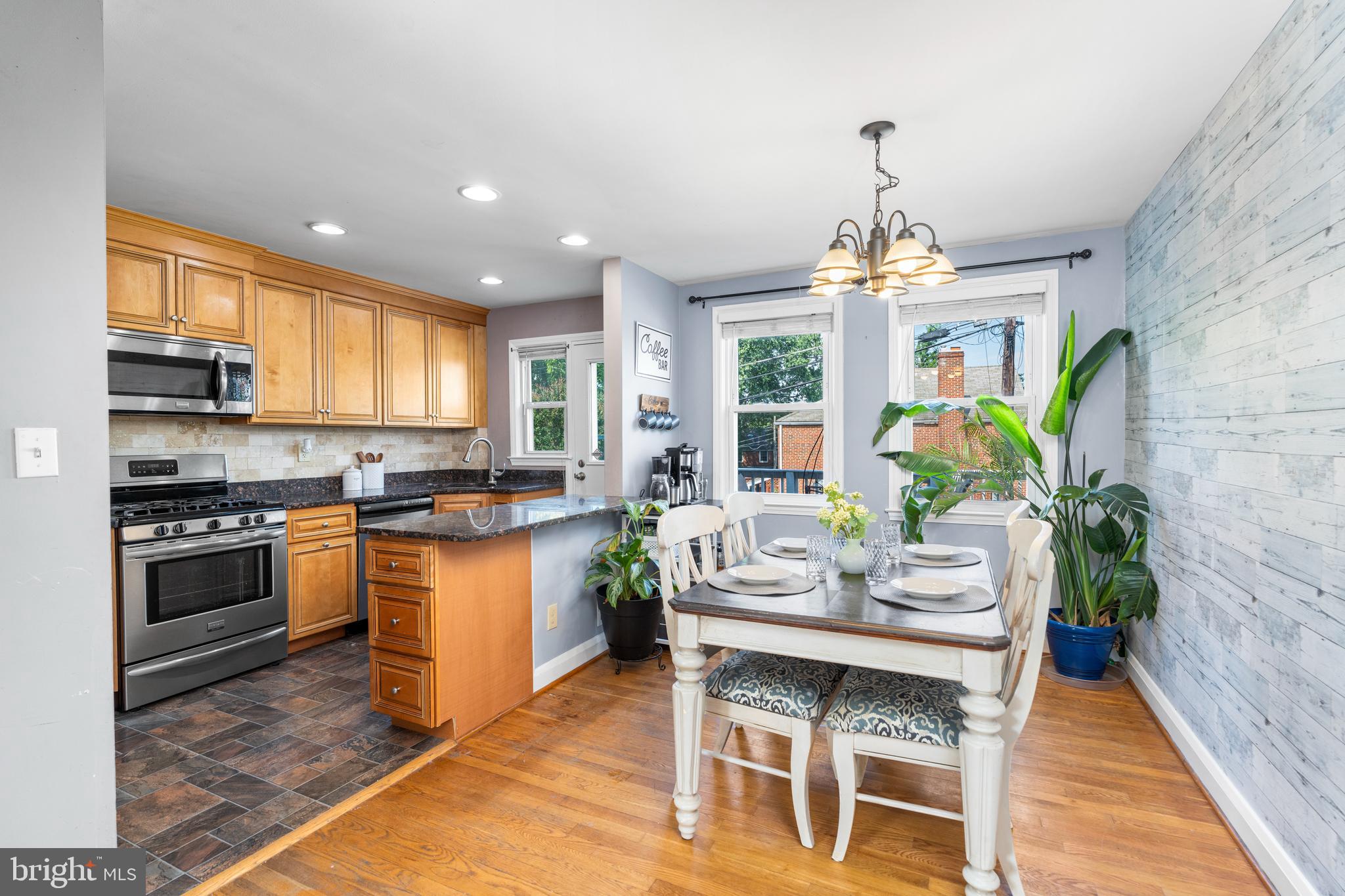 KNETTISHALL - Residential