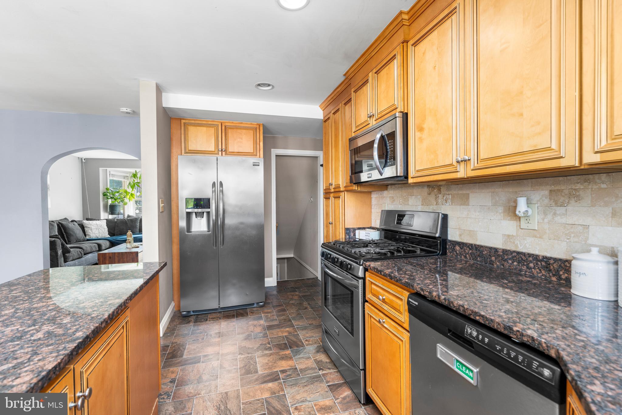 KNETTISHALL - Residential