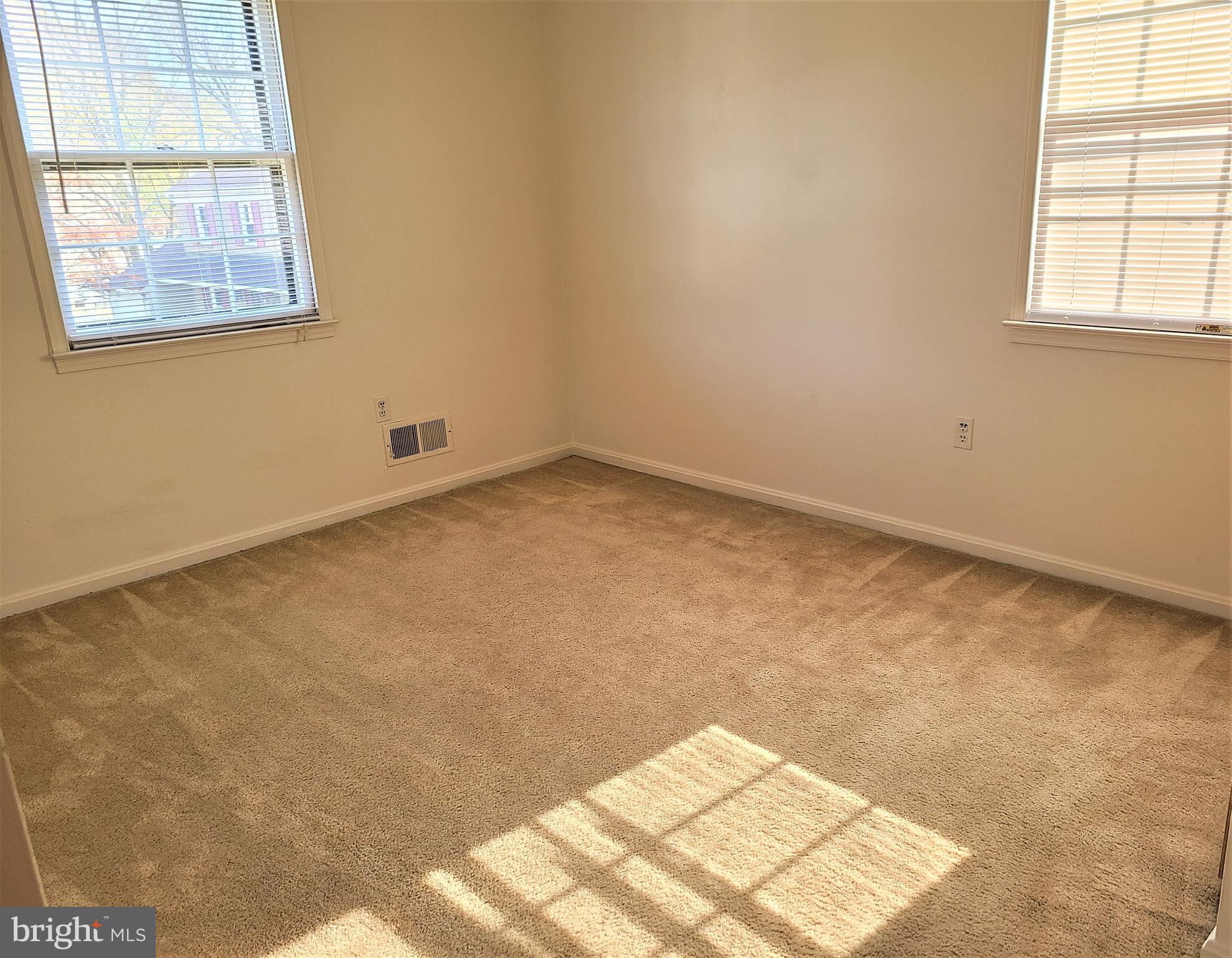 WAKEFIELD FOREST - Residential Lease