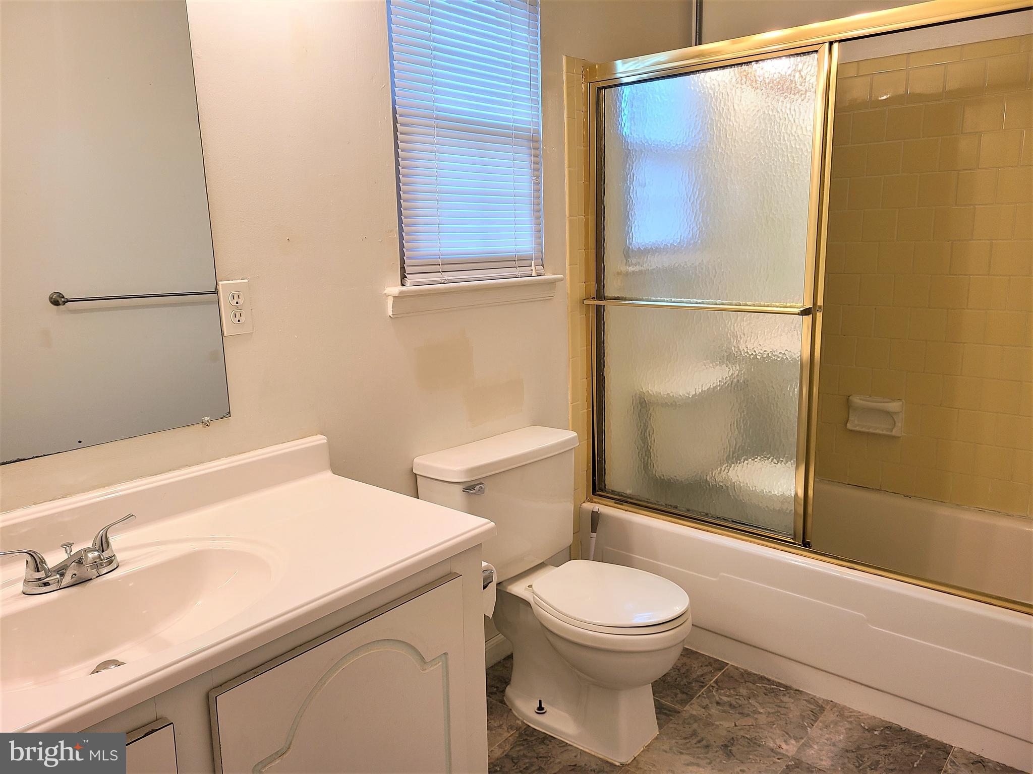 WAKEFIELD FOREST - Residential Lease