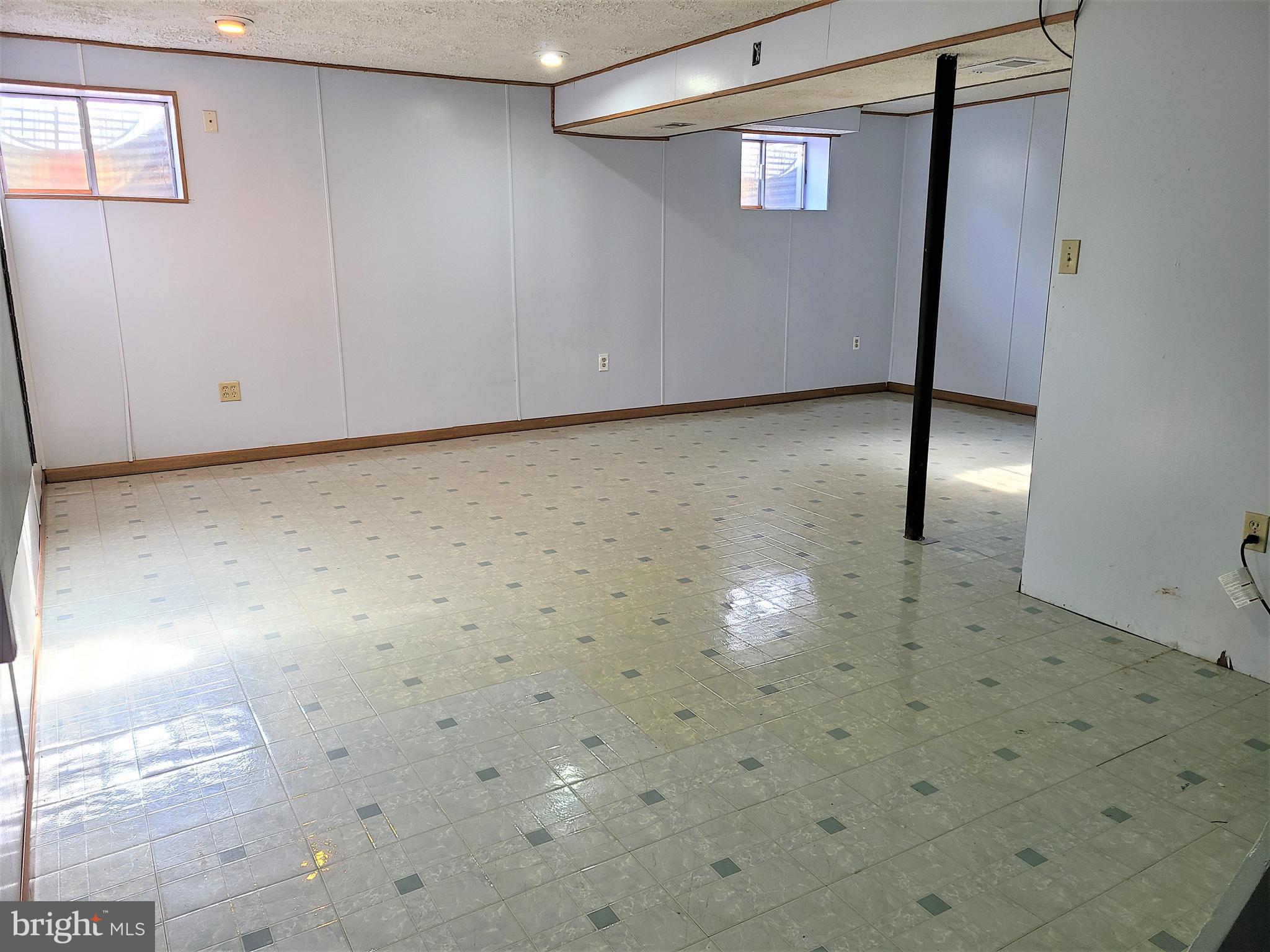 WAKEFIELD FOREST - Residential Lease