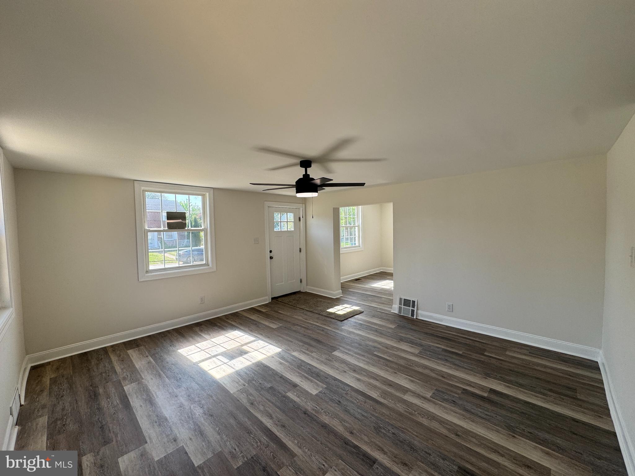 COLLINS PARK - Residential