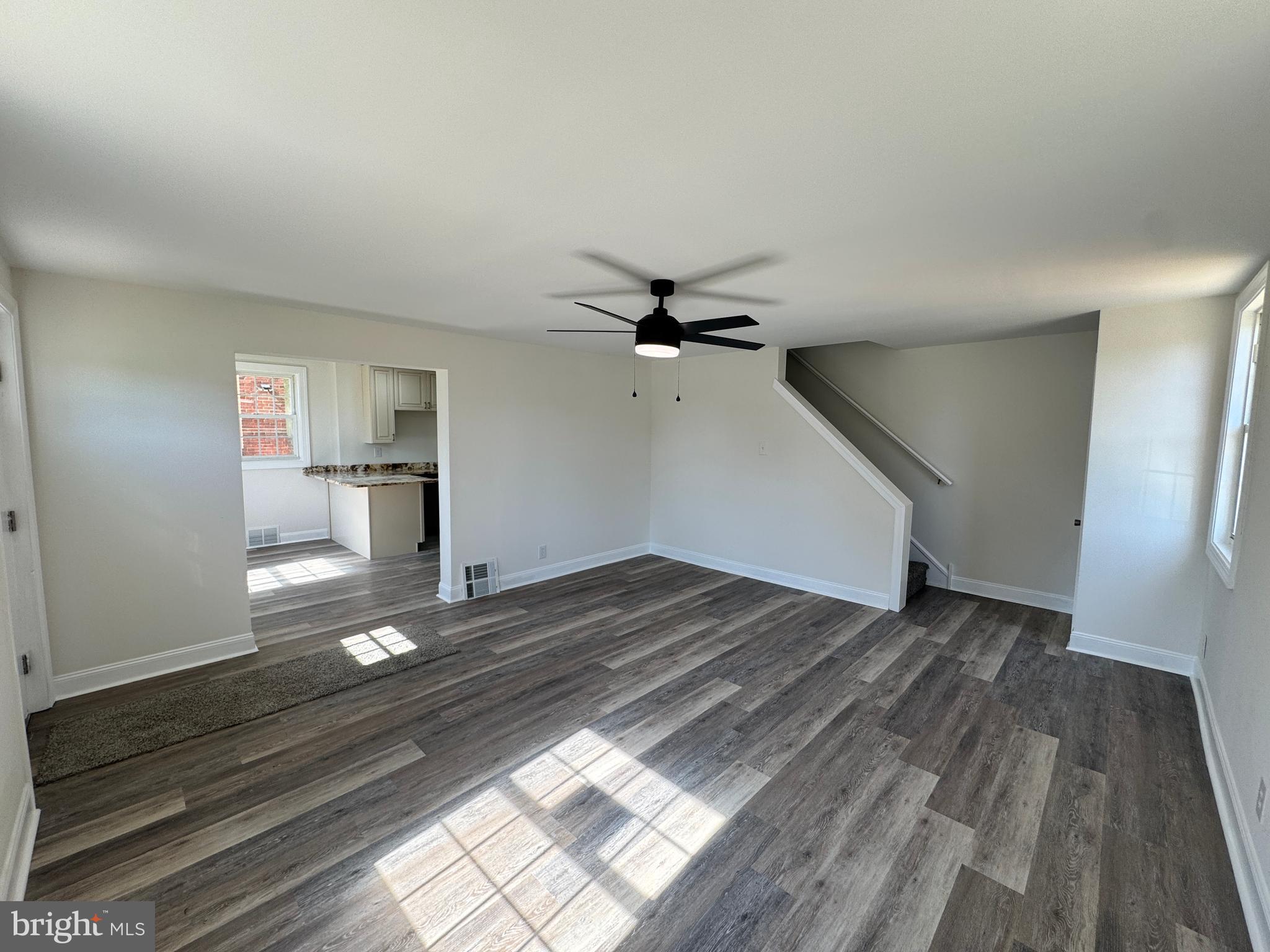 COLLINS PARK - Residential