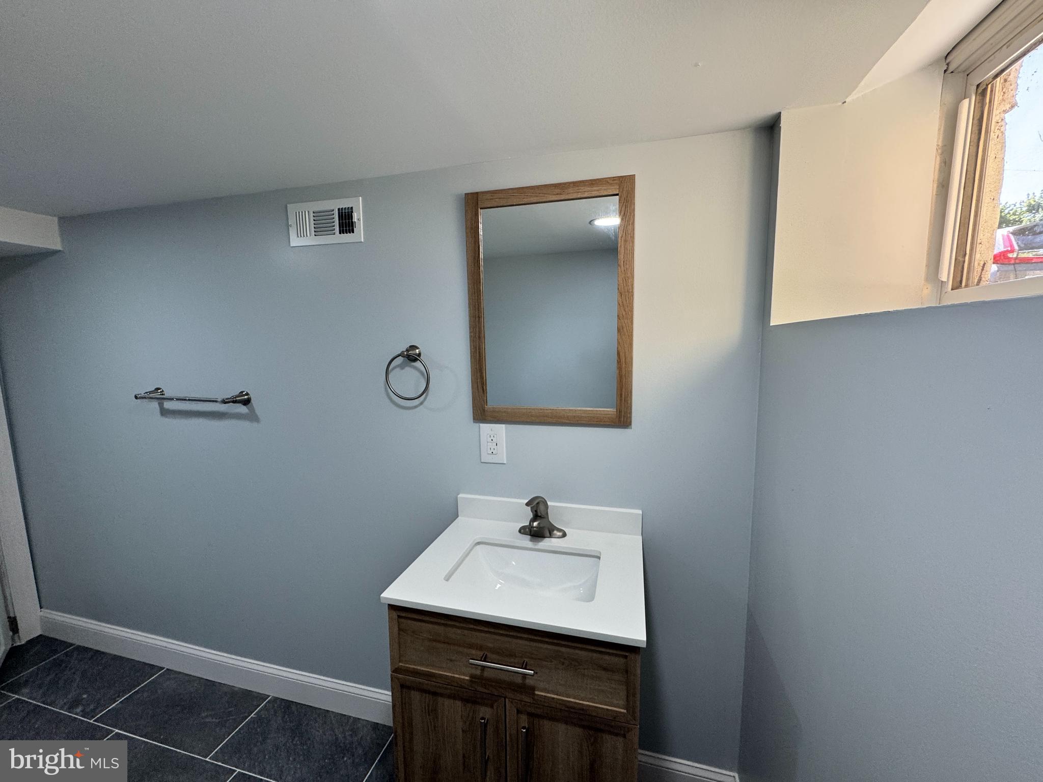 COLLINS PARK - Residential