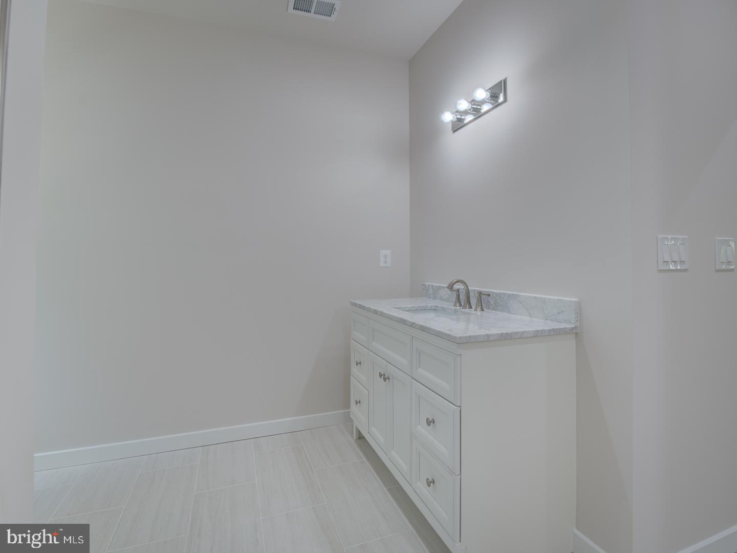 HAYMARKET - Residential Lease