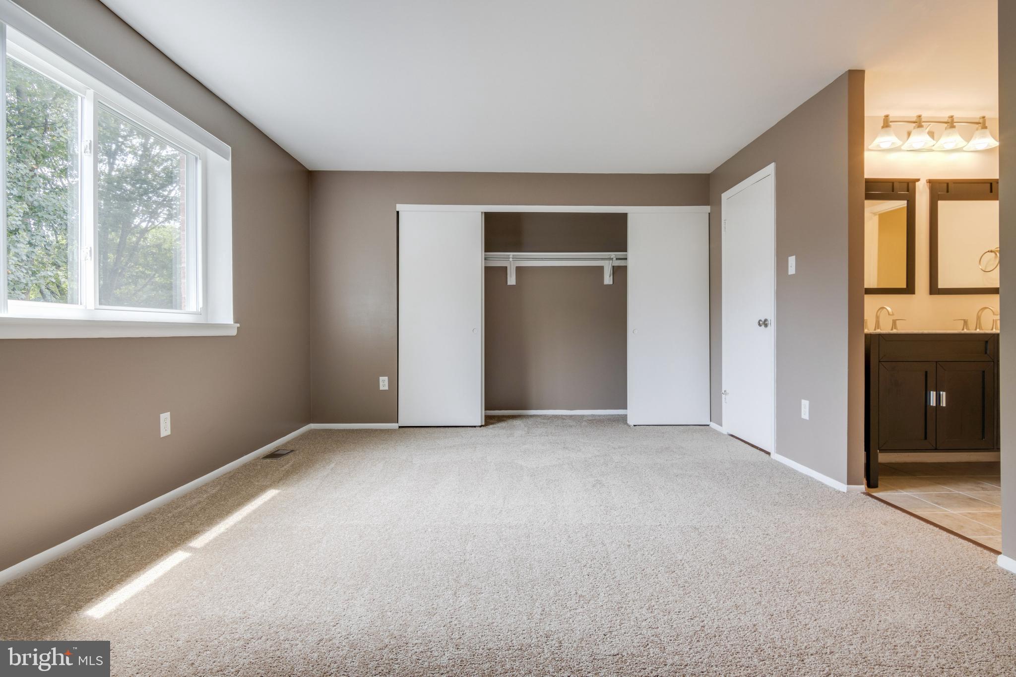 VILLAGE OF HICKORY RIDGE - Residential