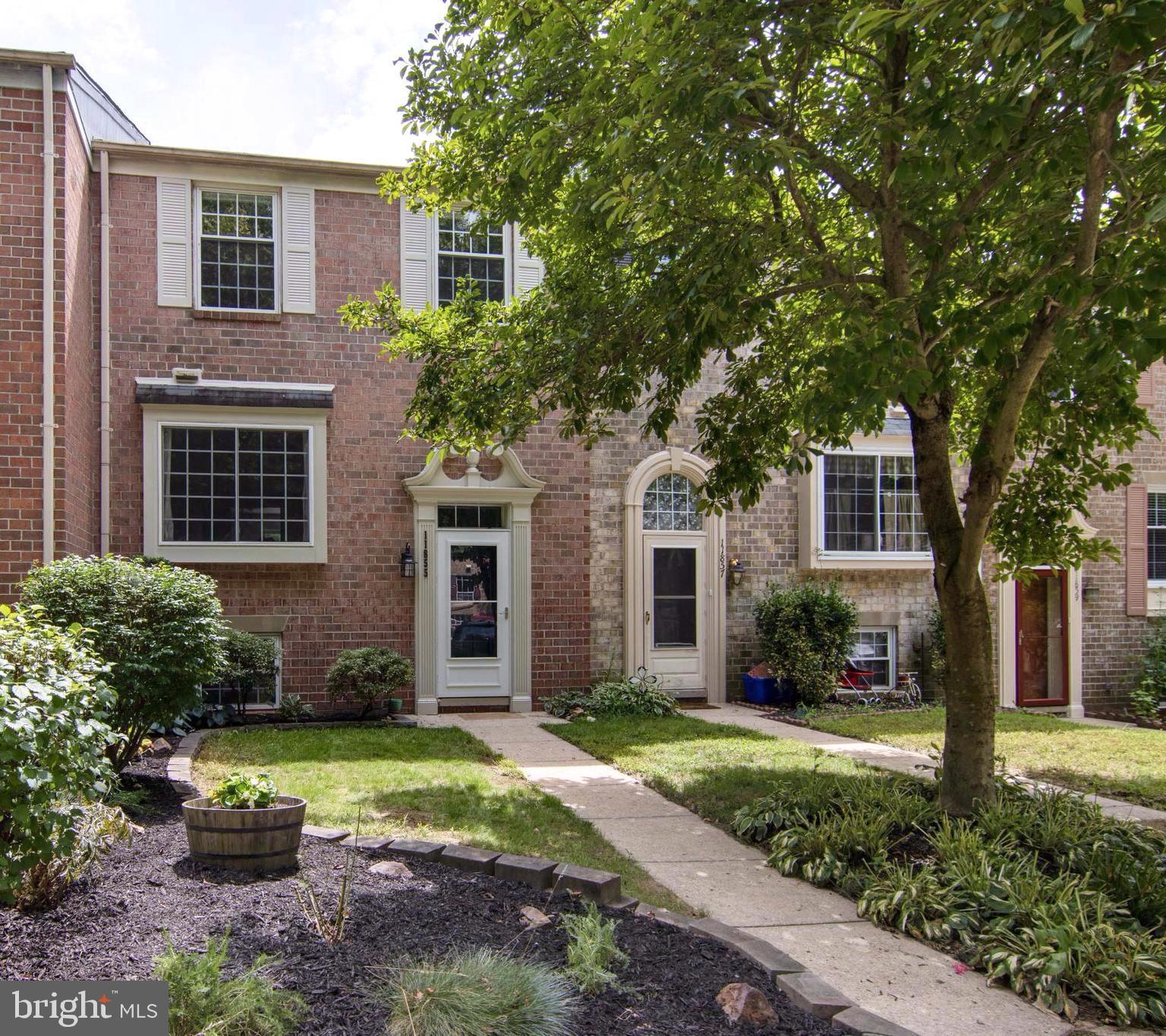 VILLAGE OF HICKORY RIDGE - Residential