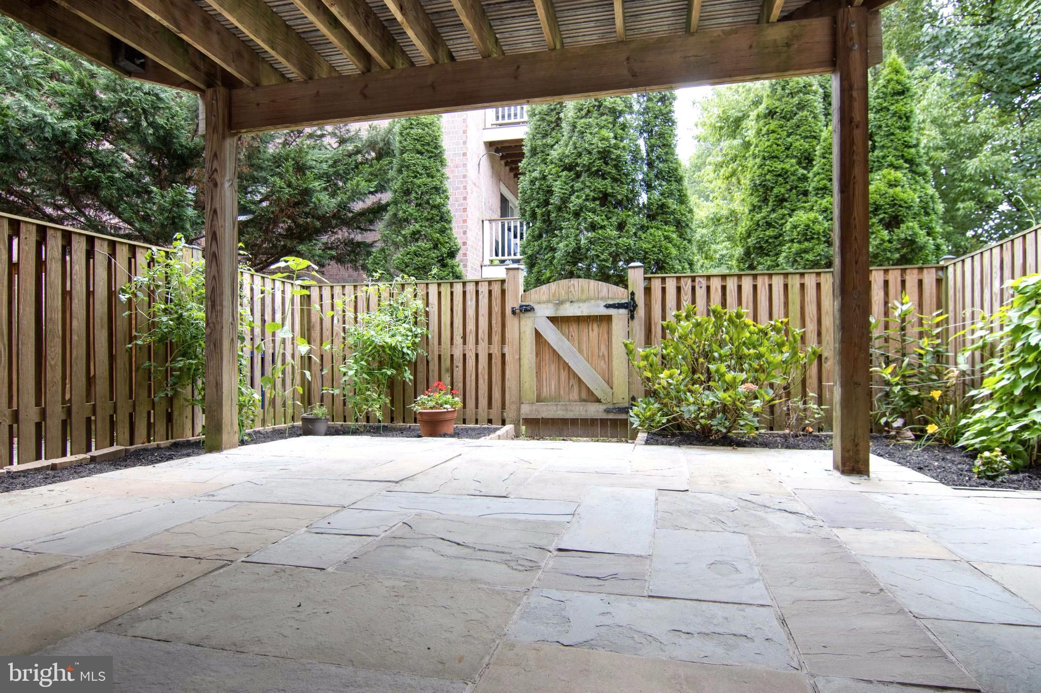 VILLAGE OF HICKORY RIDGE - Residential