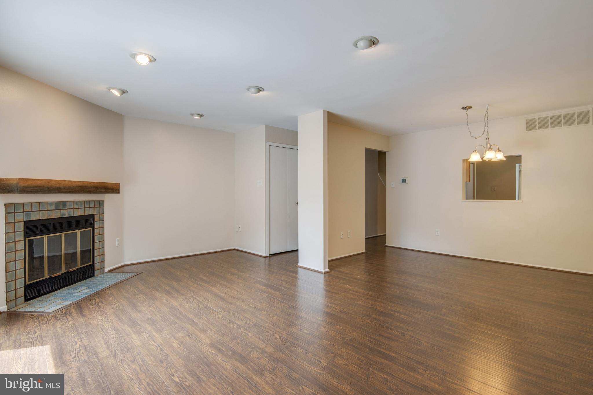 VILLAGE OF HICKORY RIDGE - Residential