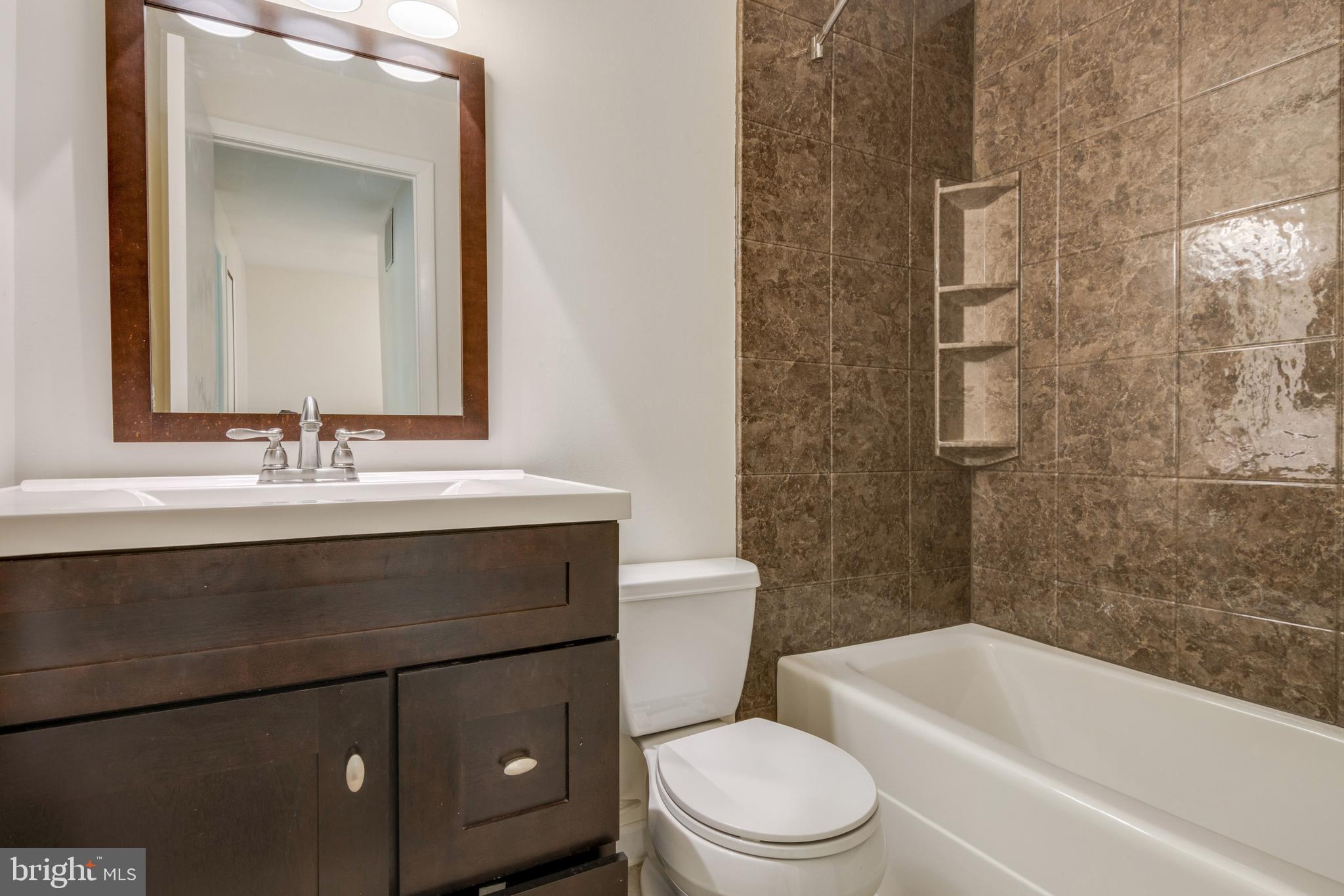 VILLAGE OF HICKORY RIDGE - Residential