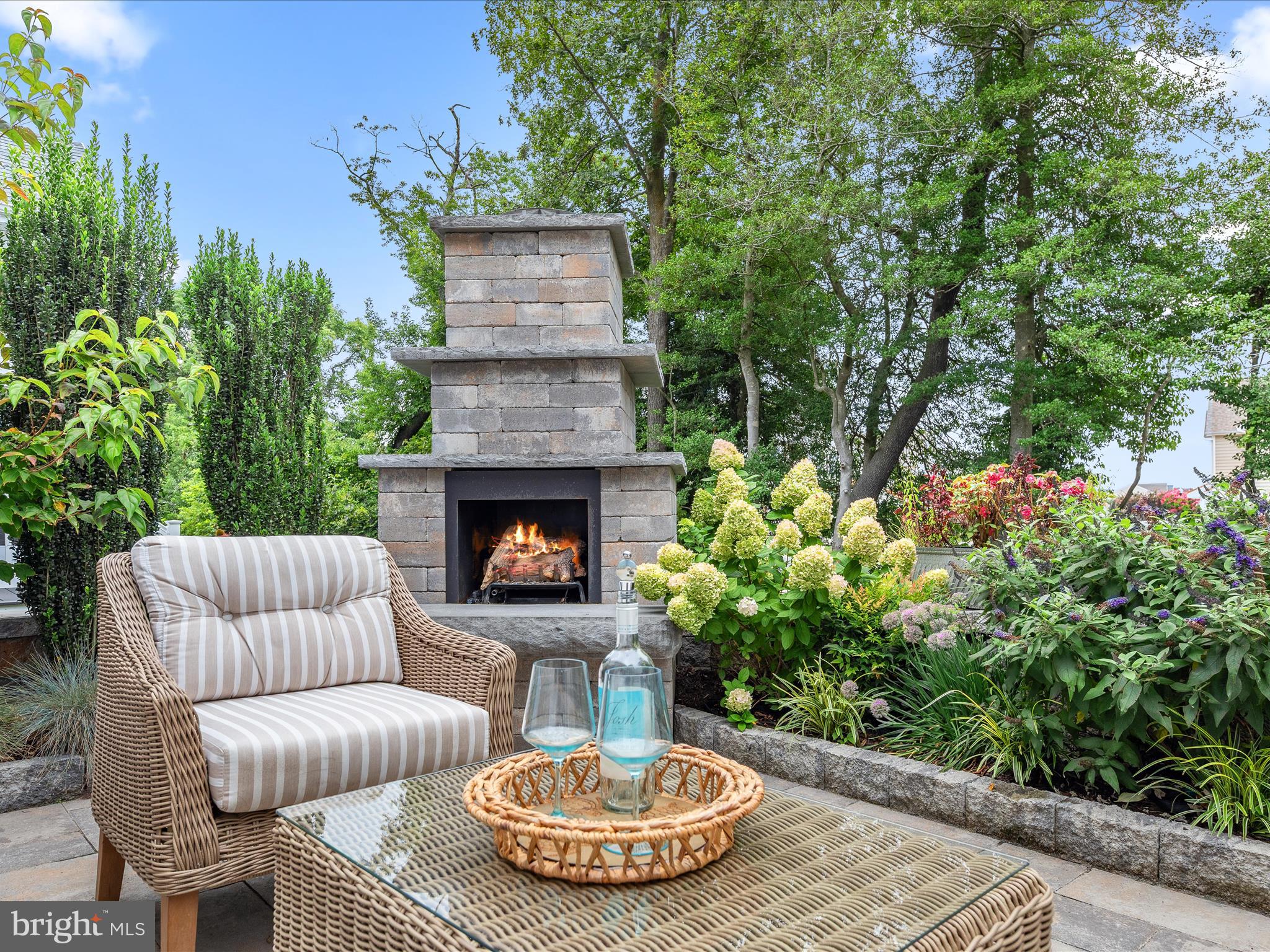 ARBOR-LYN - Residential