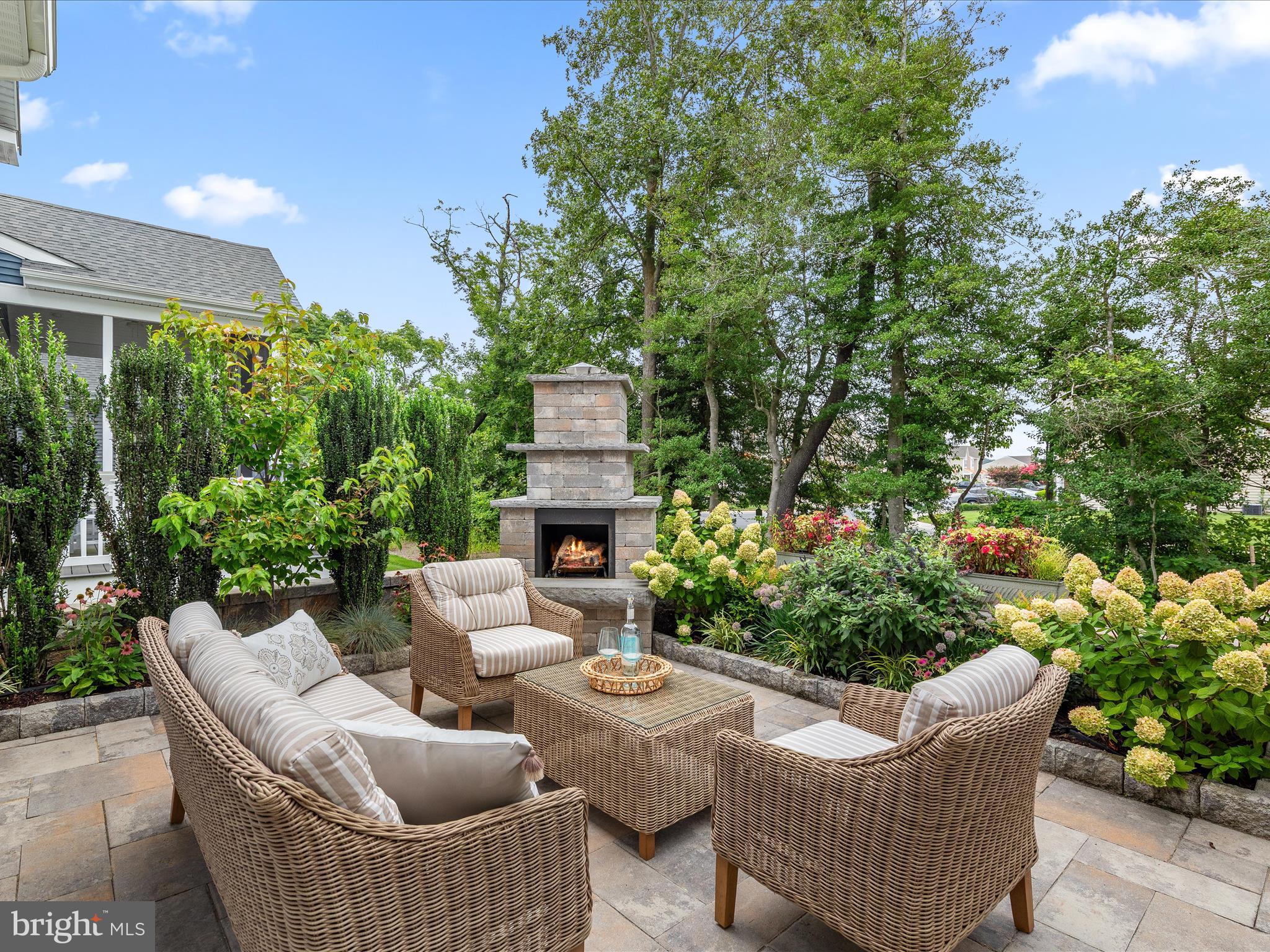 ARBOR-LYN - Residential