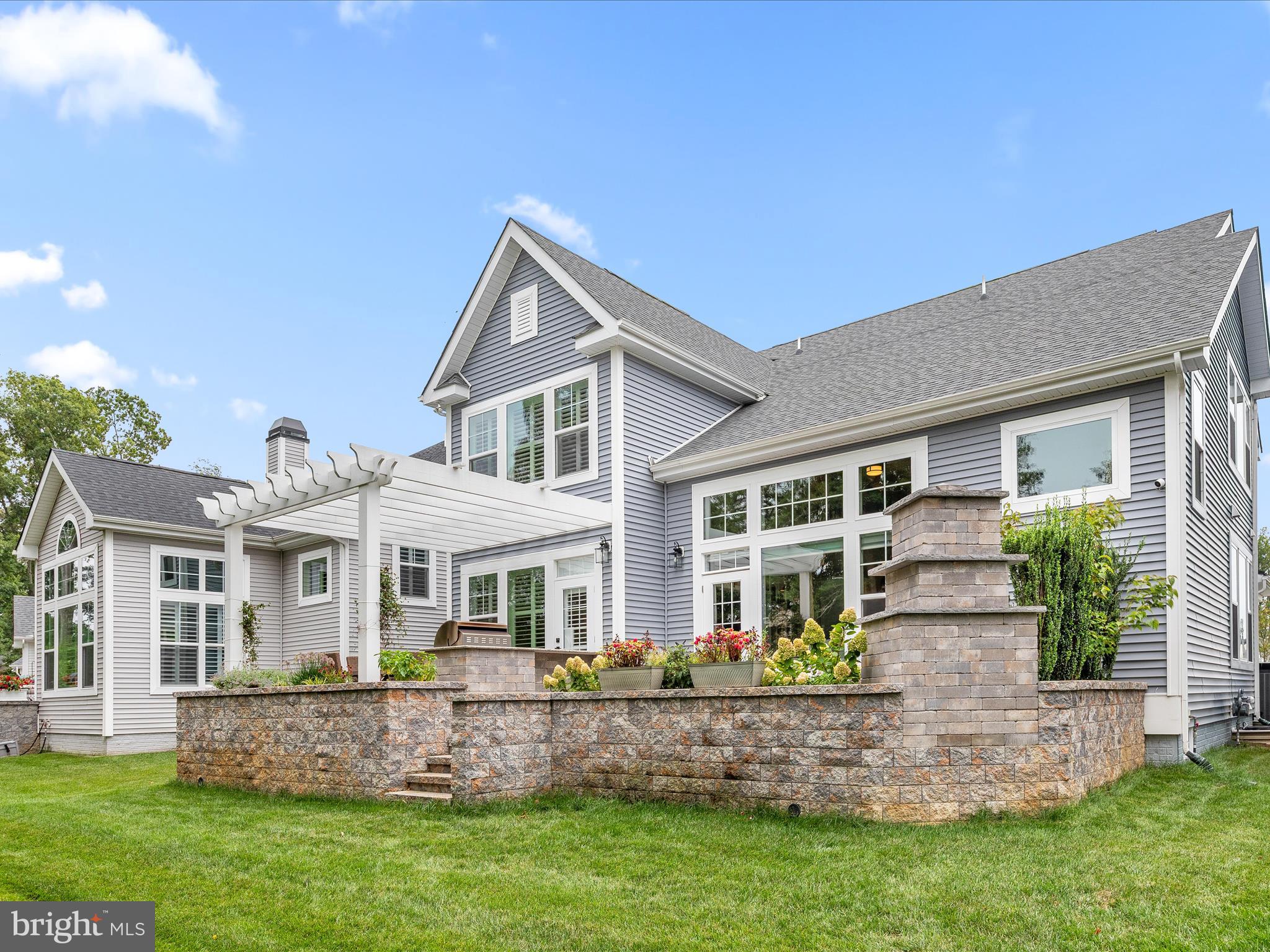 ARBOR-LYN - Residential