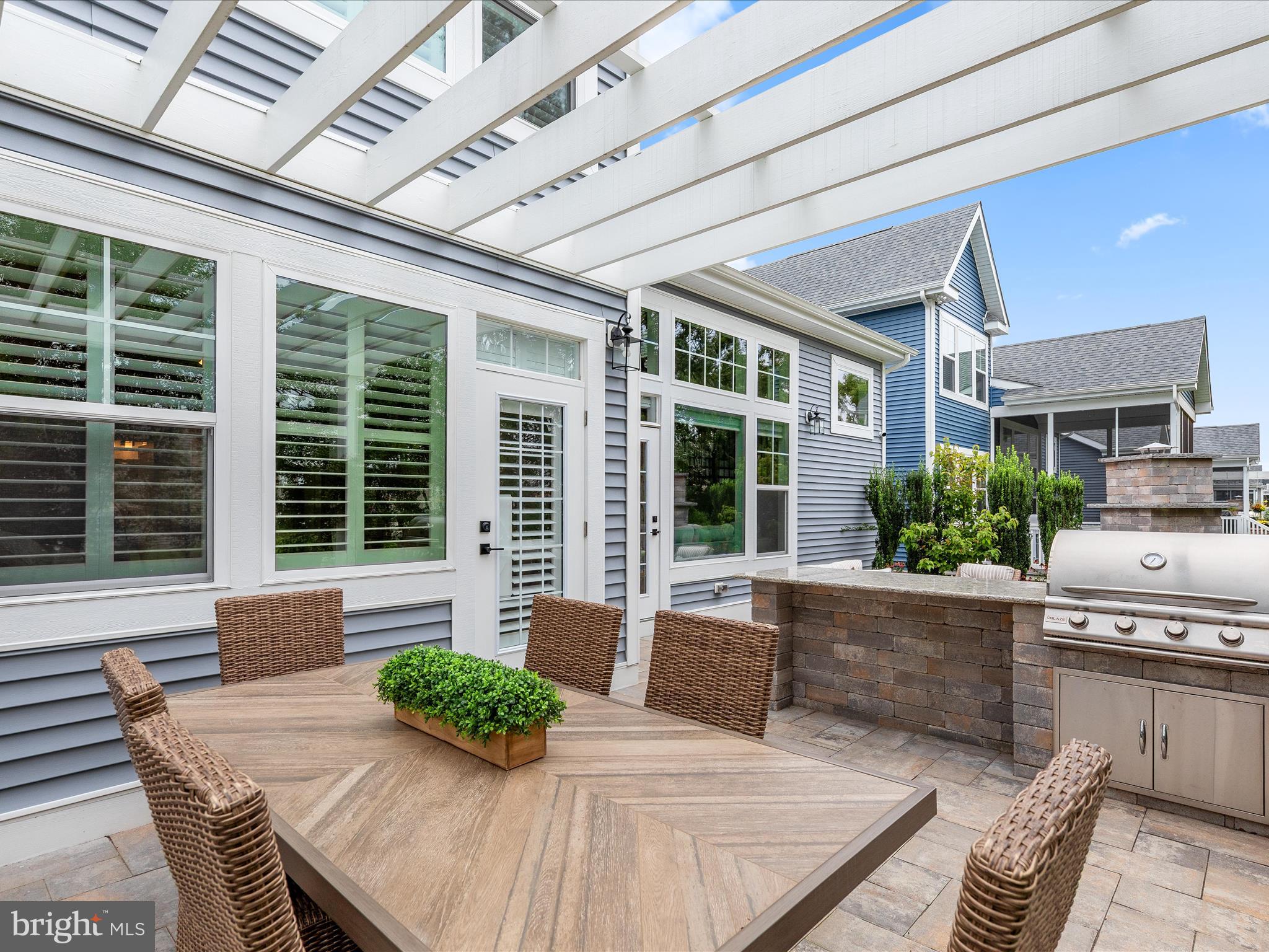 ARBOR-LYN - Residential