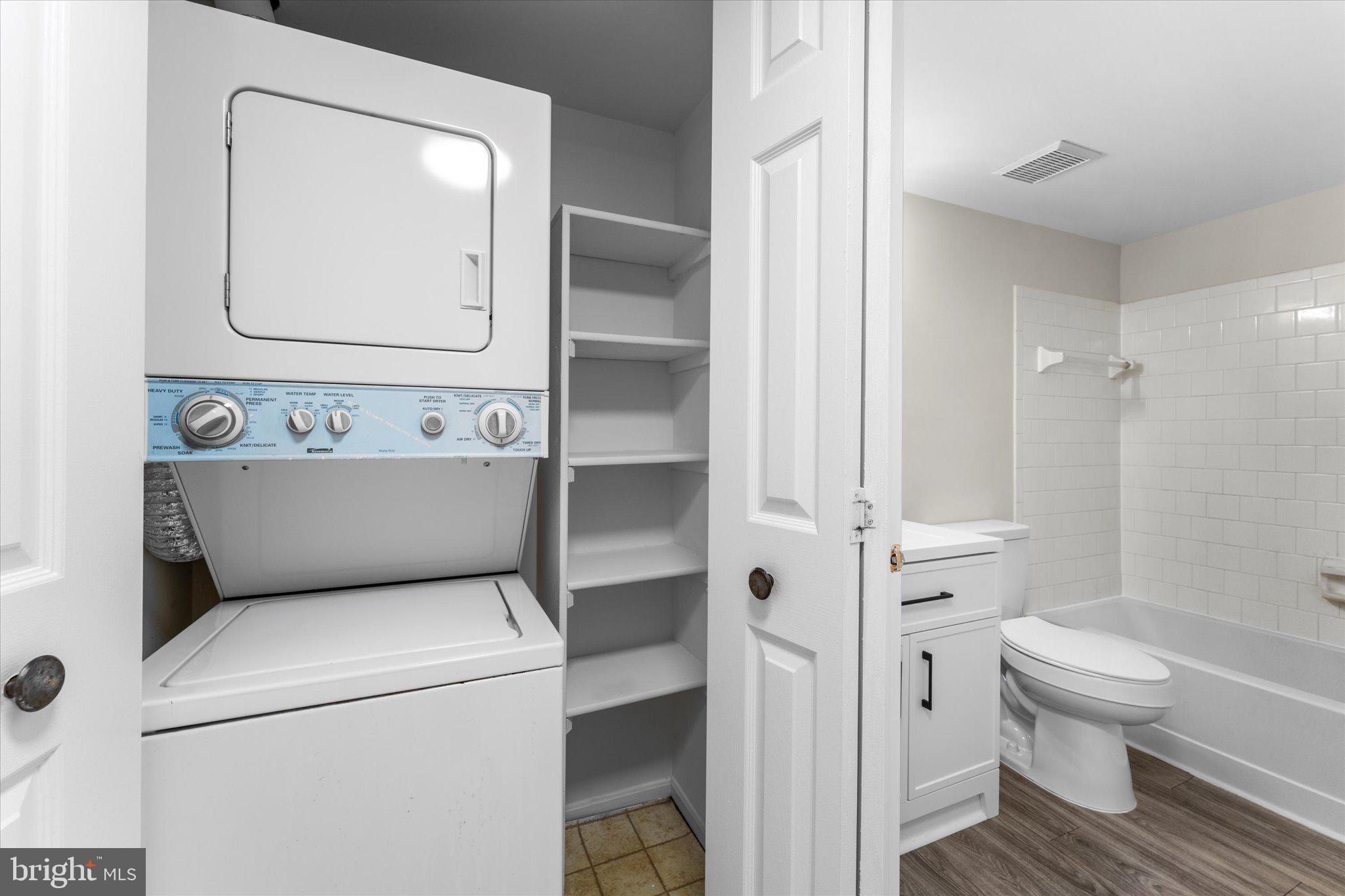 FOX CHAPEL AT TUDOR KNOLLS - Residential