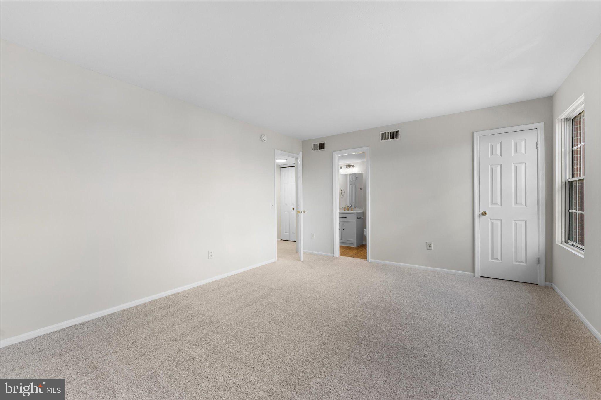 FOX CHAPEL AT TUDOR KNOLLS - Residential