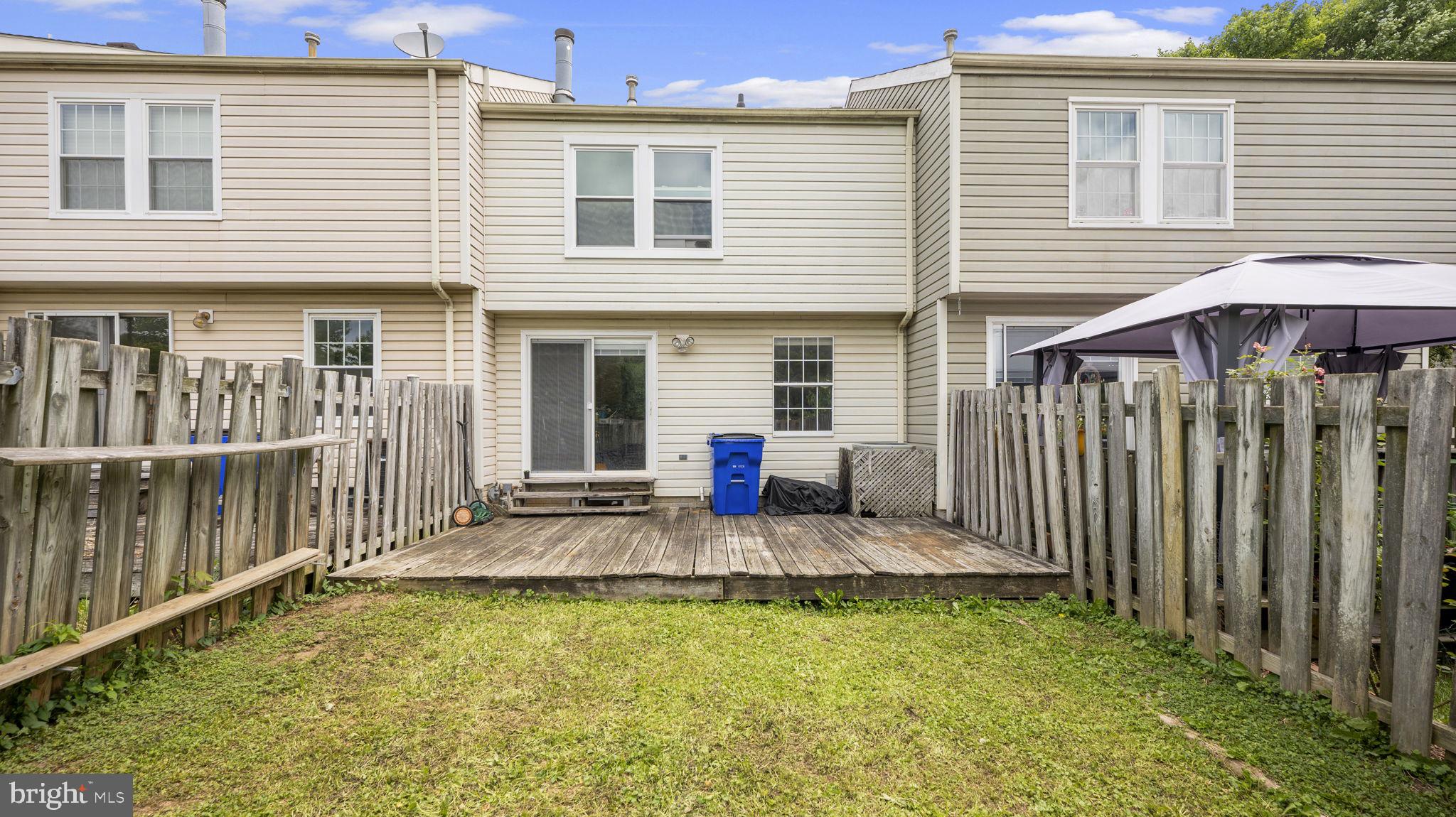 FREDERICKTOWNE VILLAGE - Residential