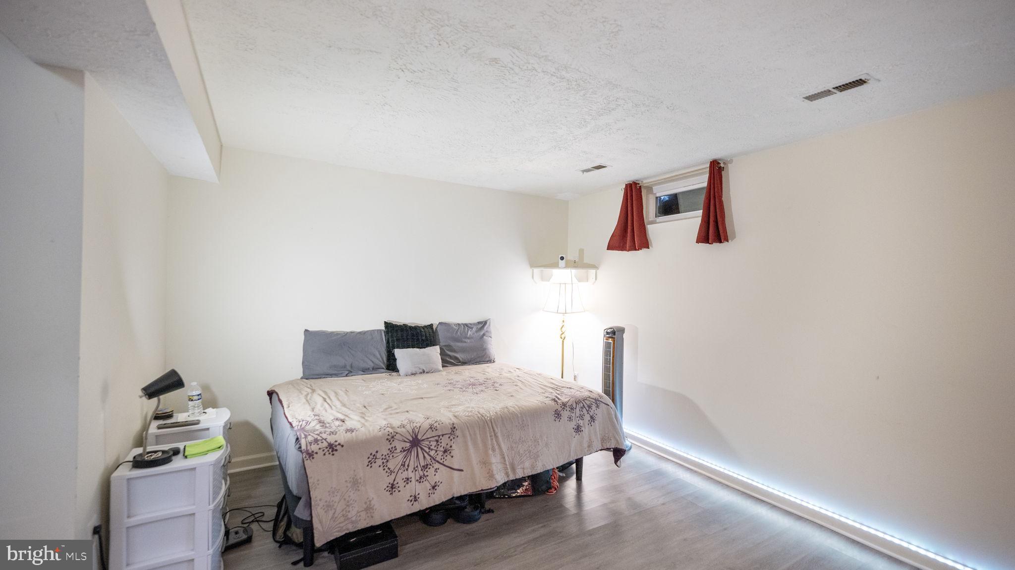 FREDERICKTOWNE VILLAGE - Residential