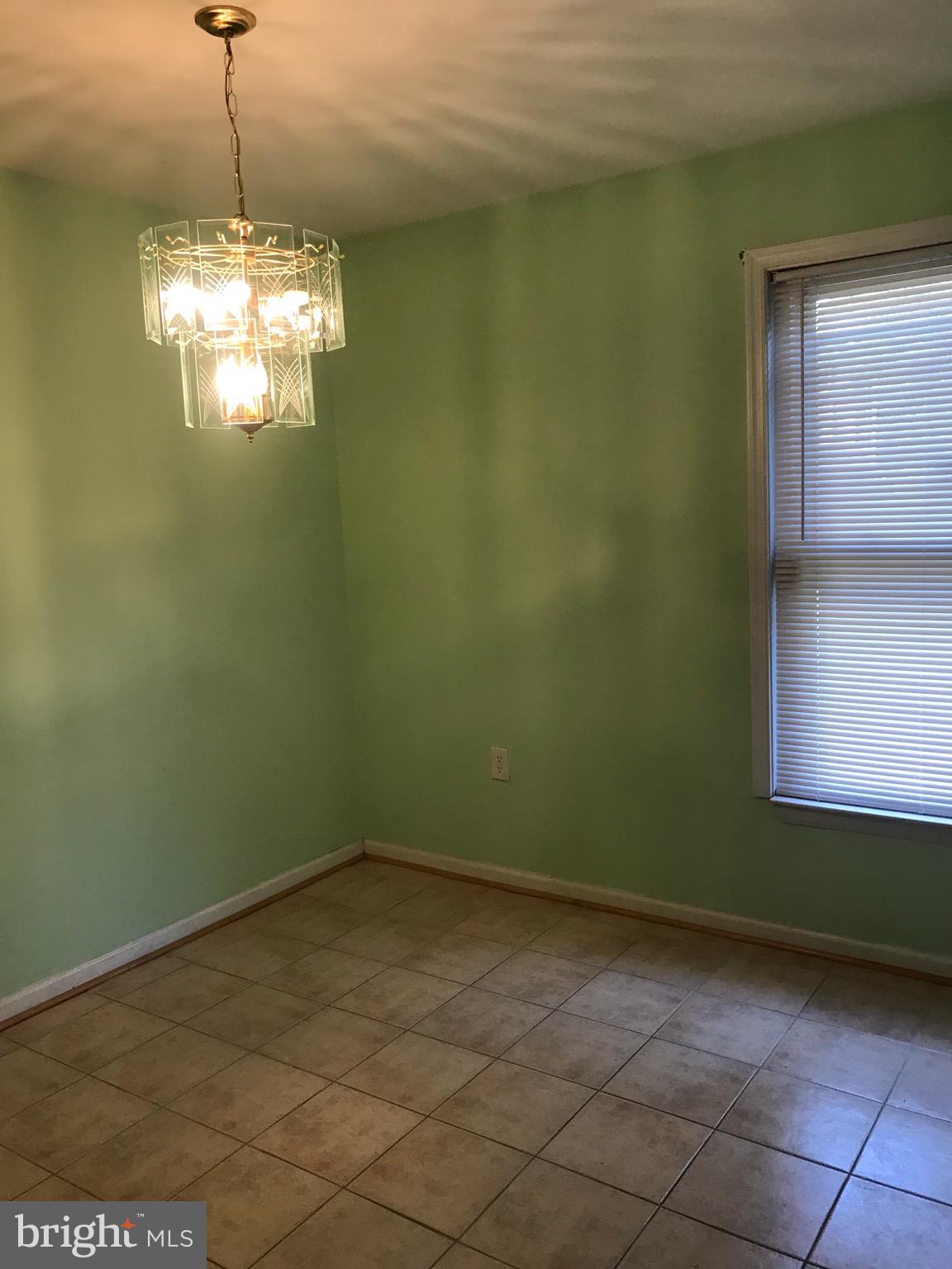 WILLOW HILLS - Residential Lease