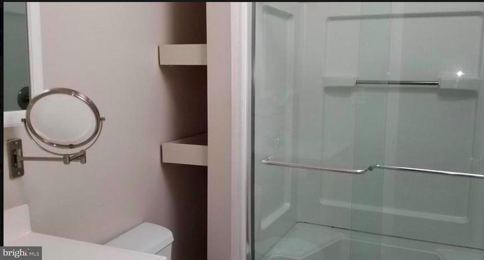 PIGTOWN - Residential