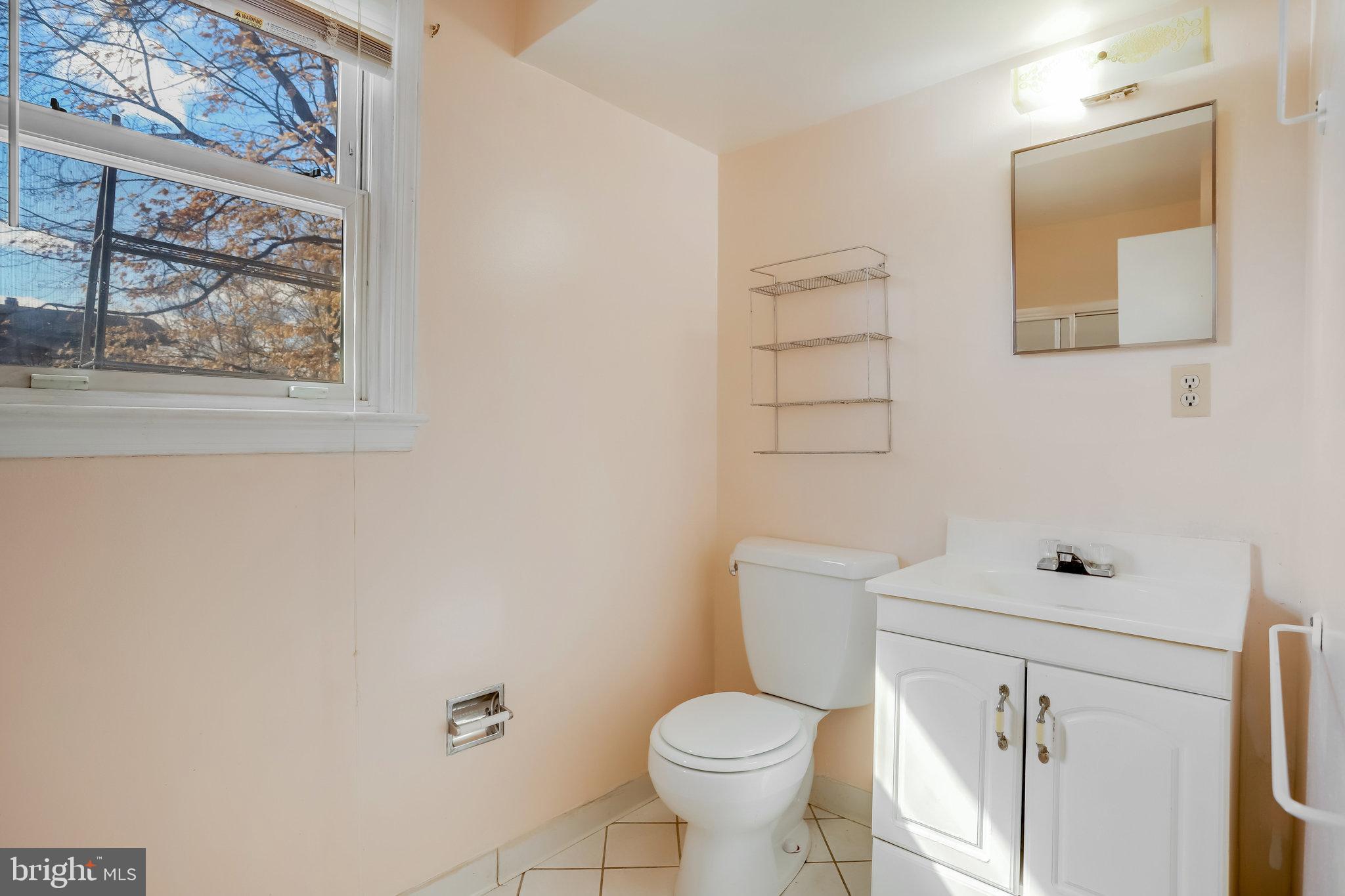 MANOR WOODS - Residential