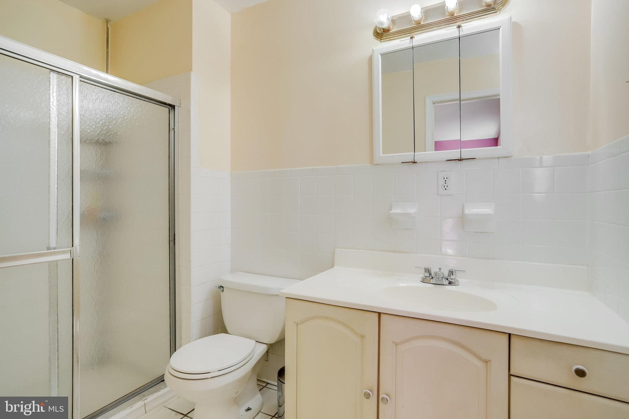 MANOR WOODS - Residential