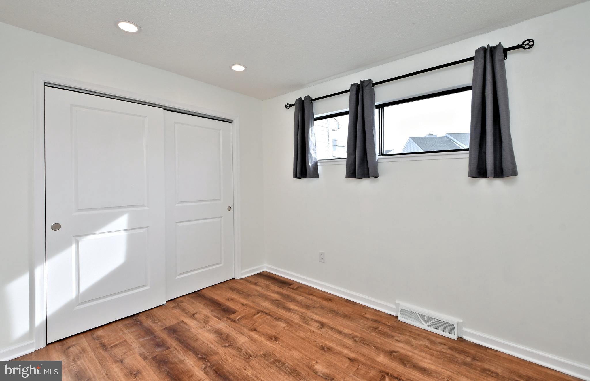 TOWAMENCIN CONDOS - Residential