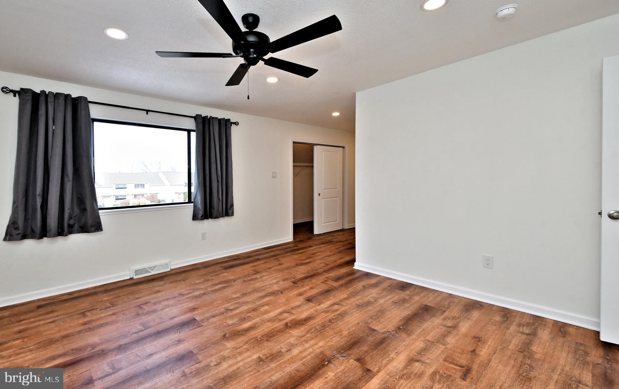 TOWAMENCIN CONDOS - Residential