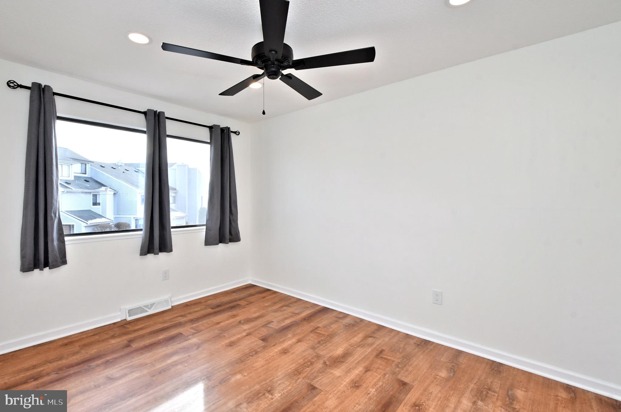 TOWAMENCIN CONDOS - Residential