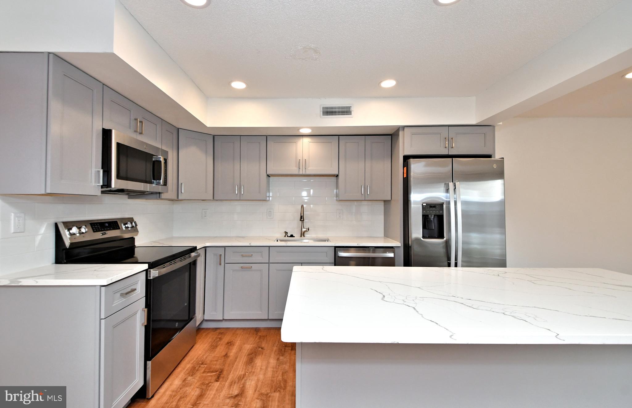 TOWAMENCIN CONDOS - Residential