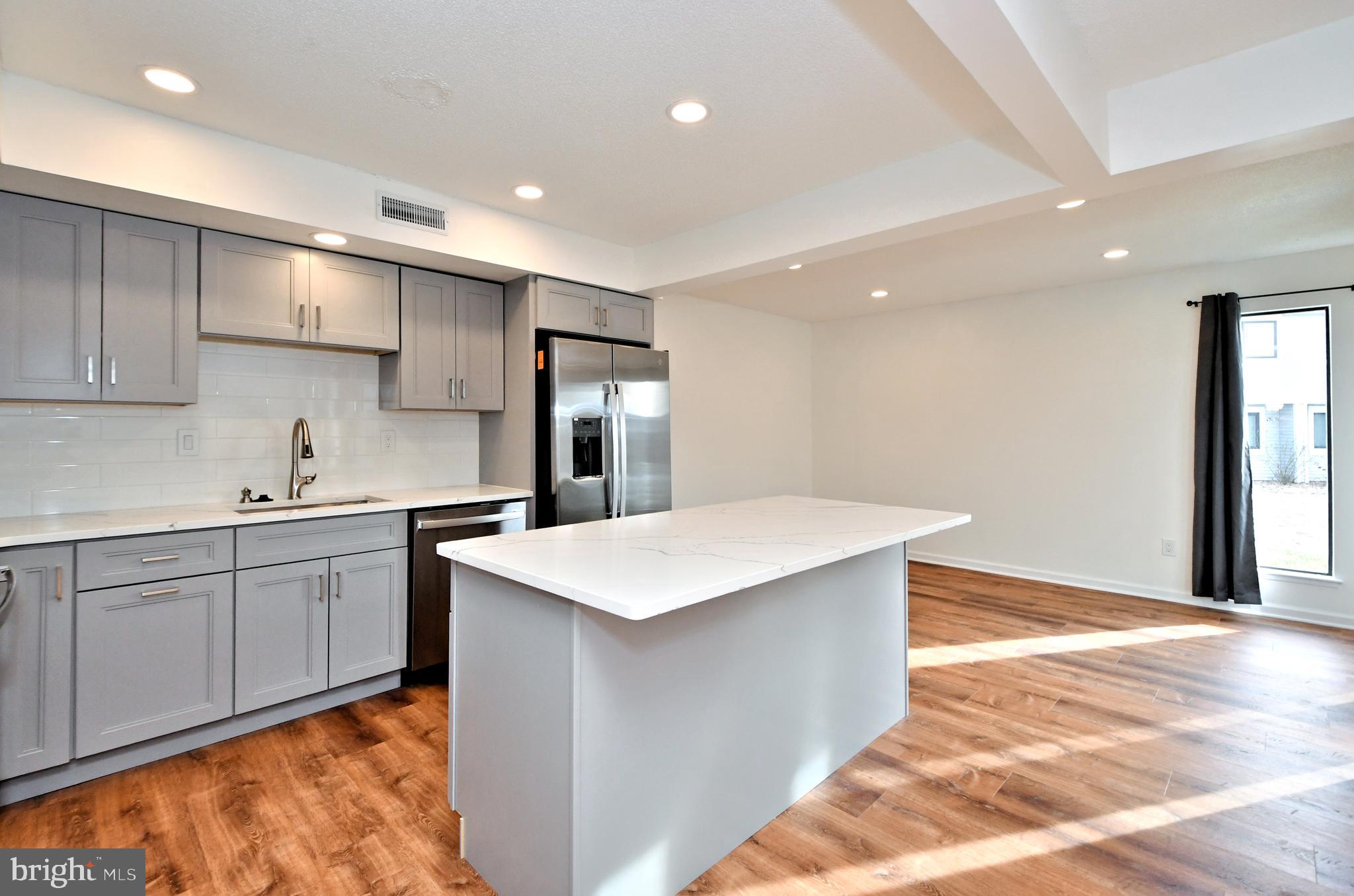 TOWAMENCIN CONDOS - Residential