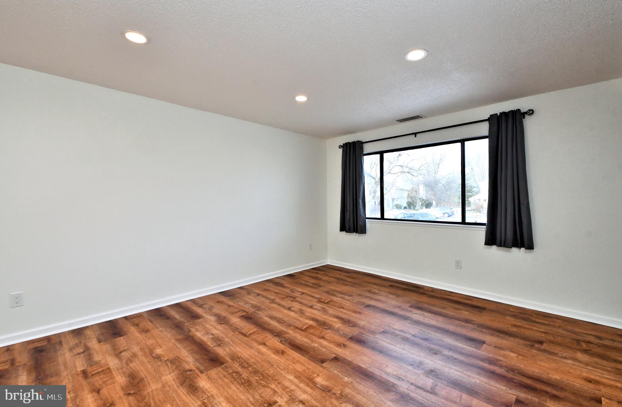 TOWAMENCIN CONDOS - Residential