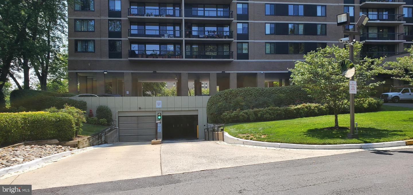 PLACE ONE - Residential Lease