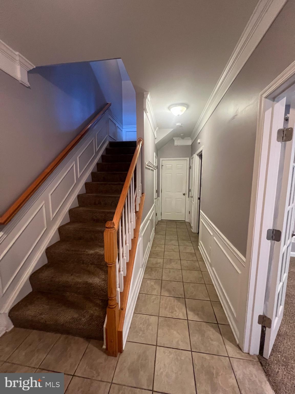 LOCUST POINT - Residential Lease