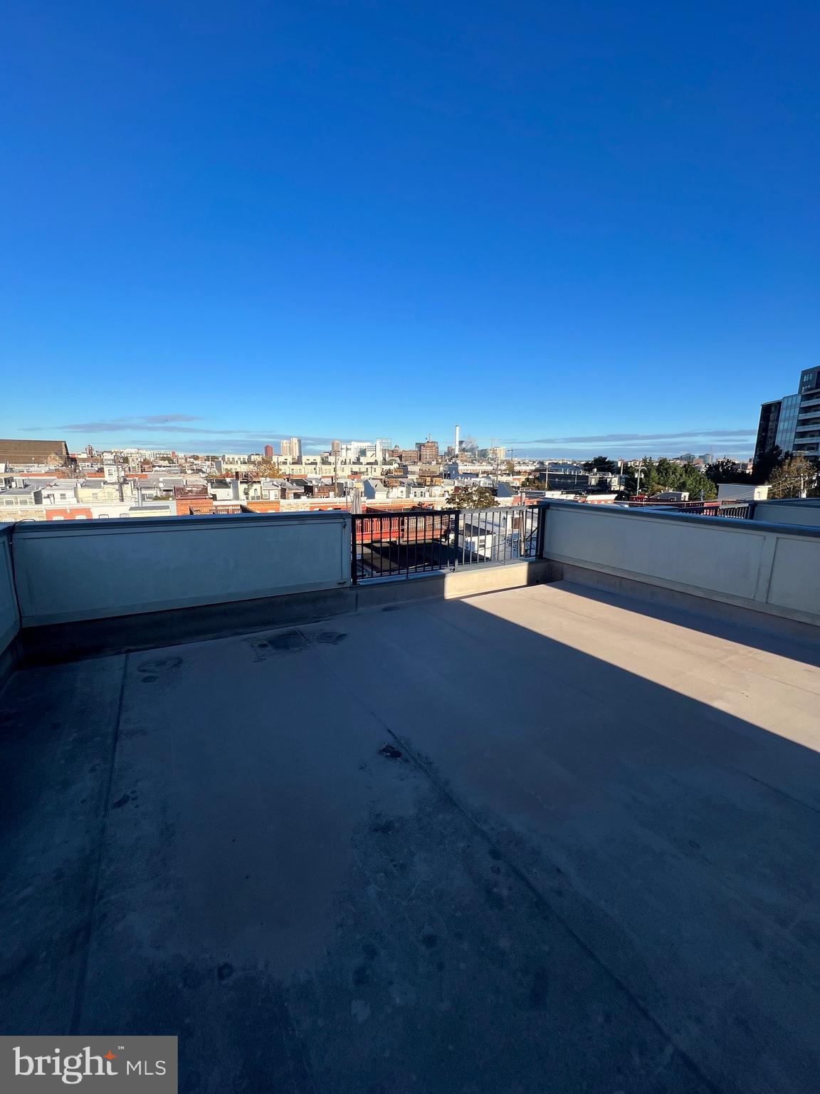 LOCUST POINT - Residential Lease