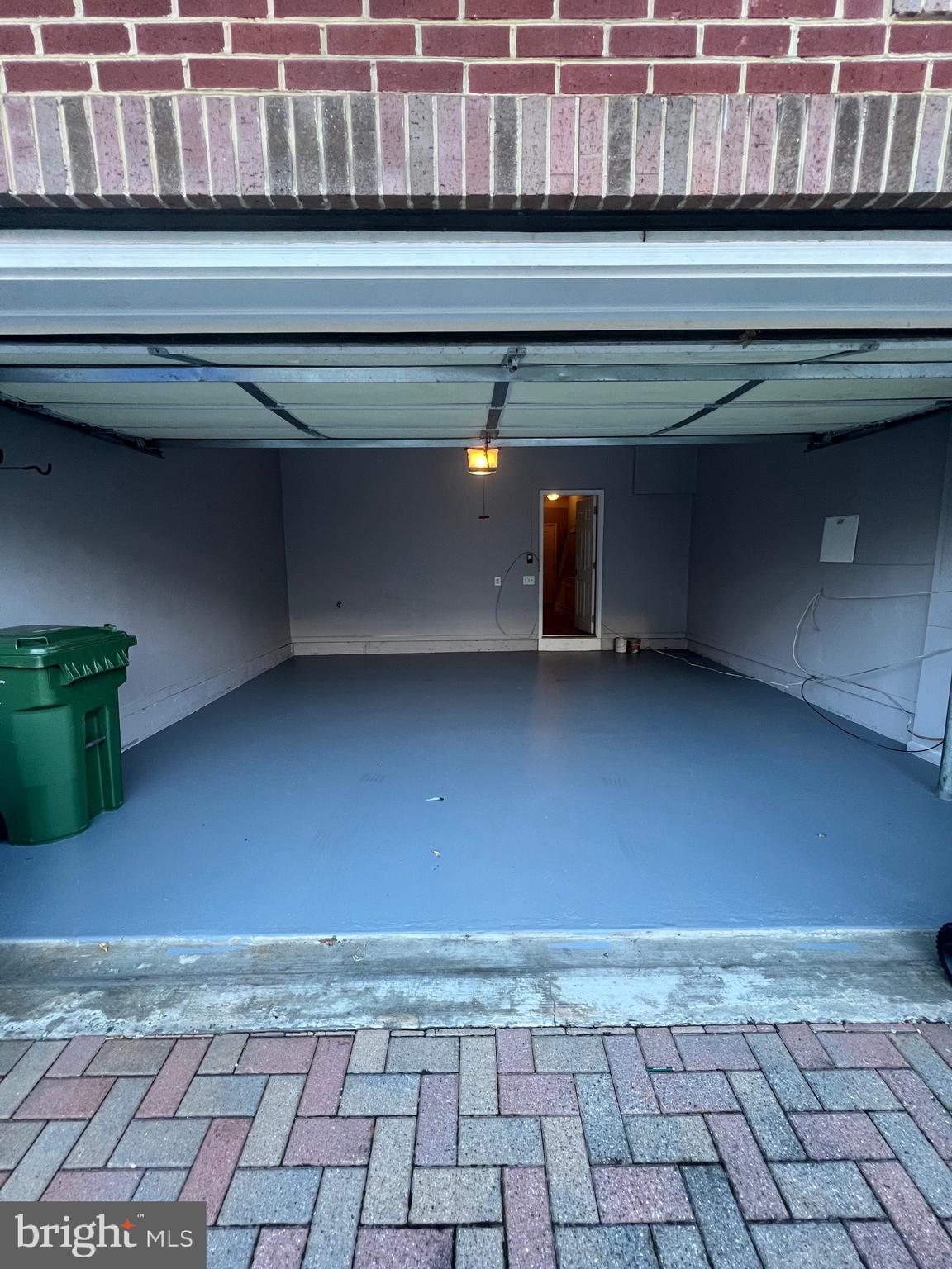 LOCUST POINT - Residential Lease