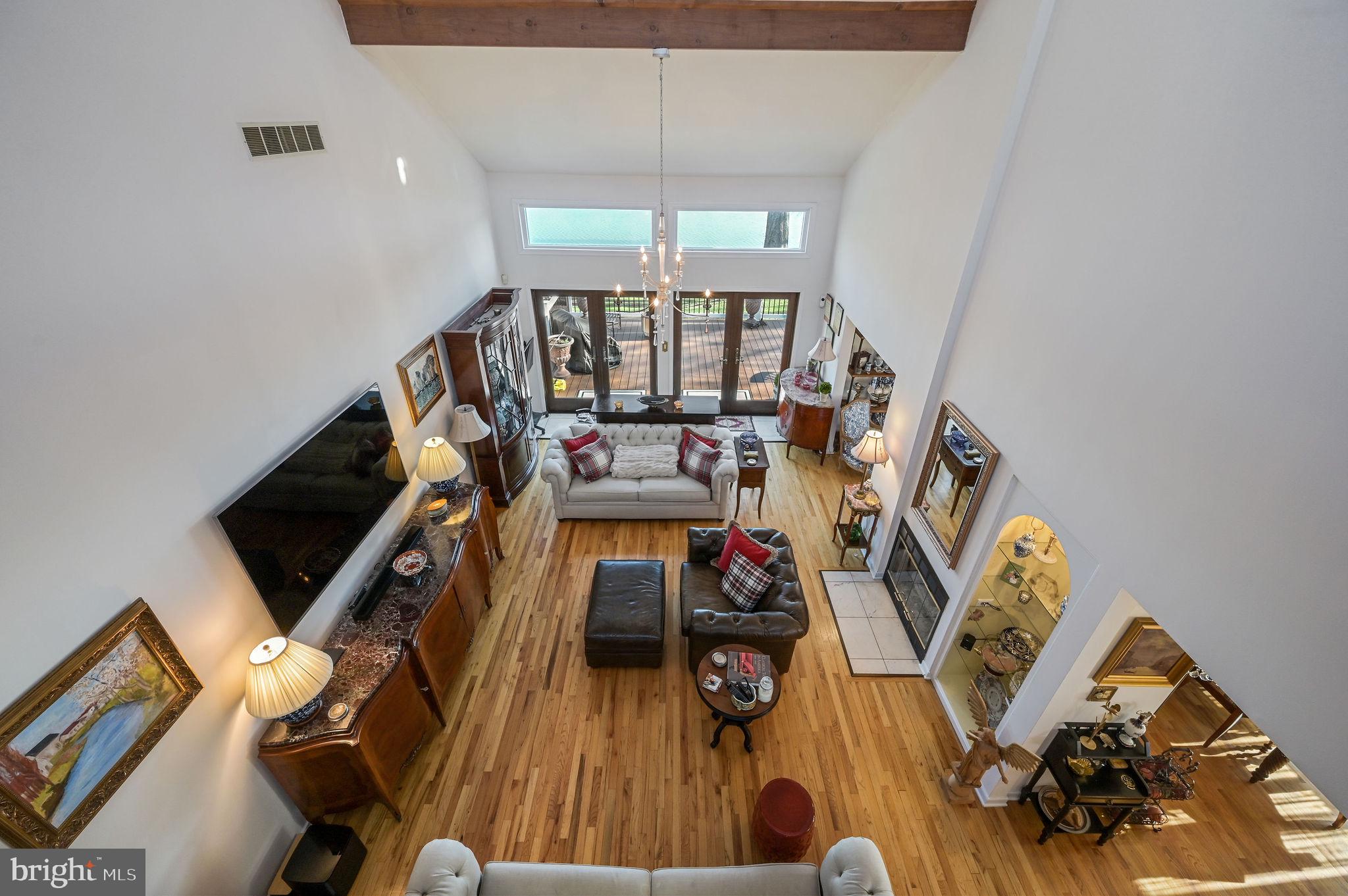 NORTHRIDGE - Residential