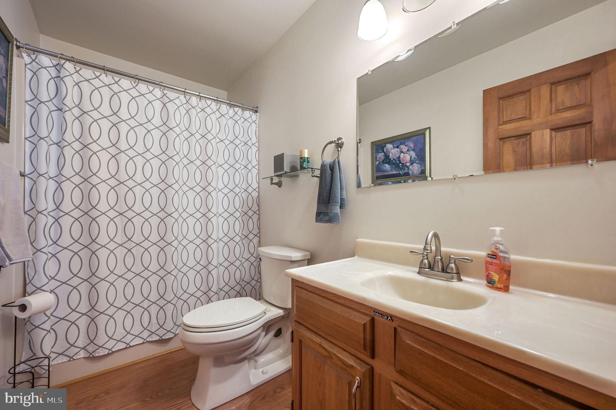 NORTHRIDGE - Residential