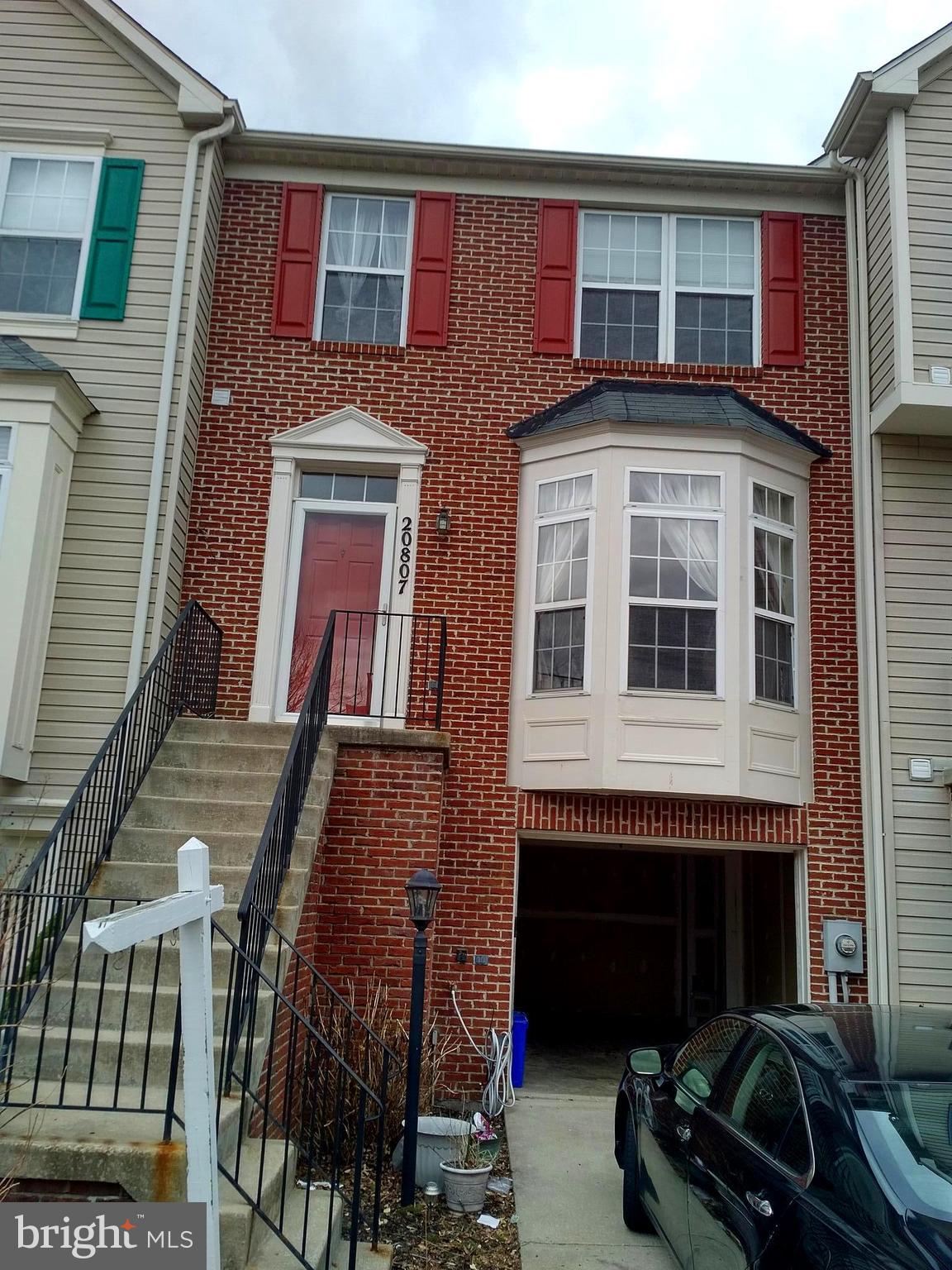 CLOVERLEAF CENTER - Residential Lease