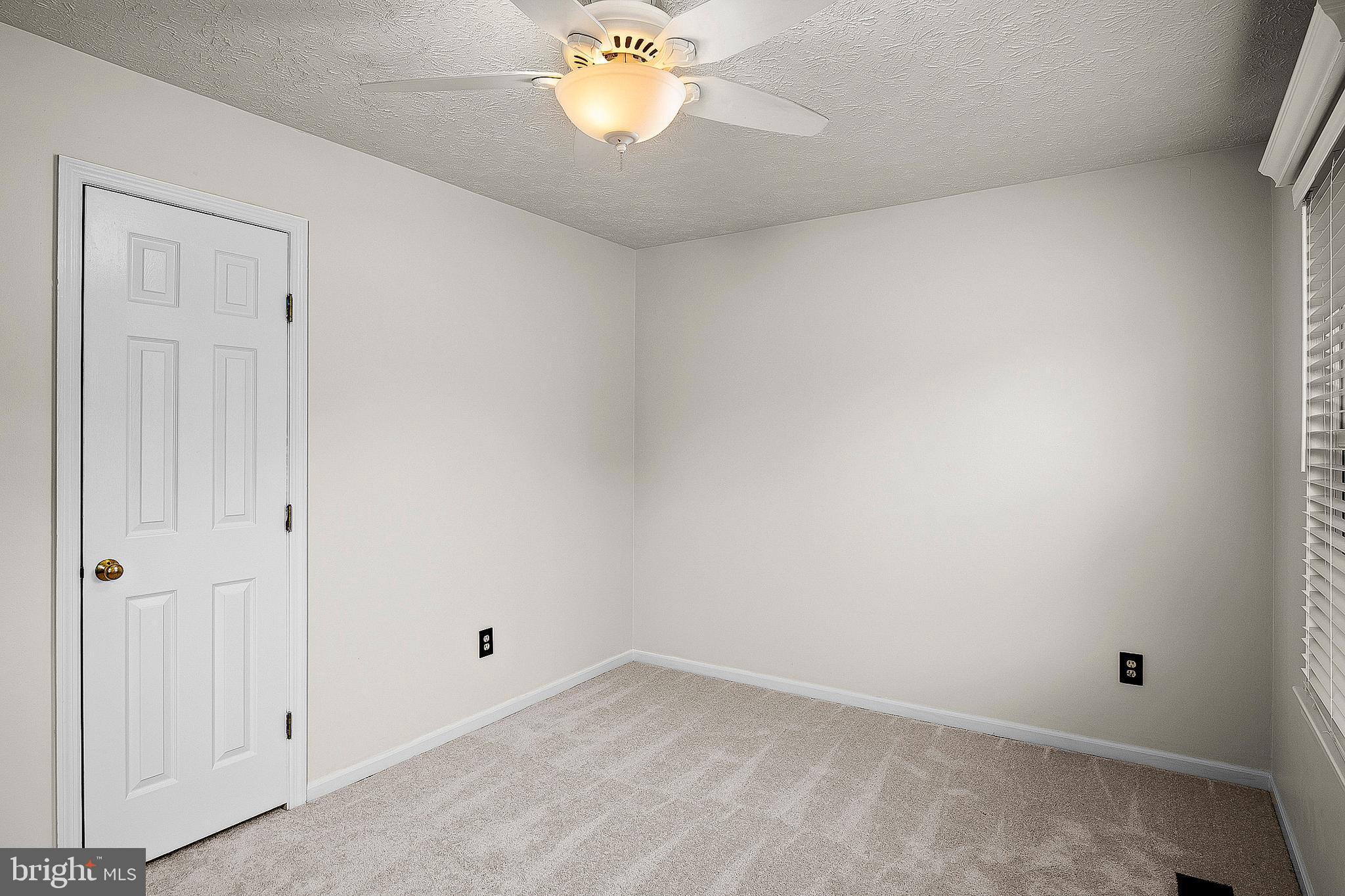 CHESTNUT FARMS - Residential