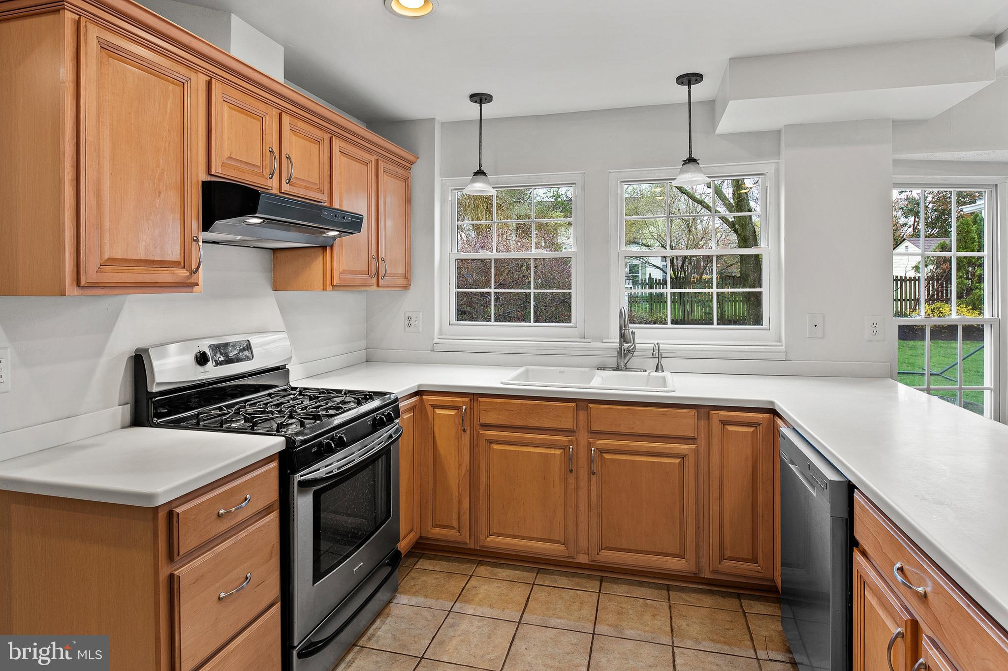 CHESTNUT FARMS - Residential