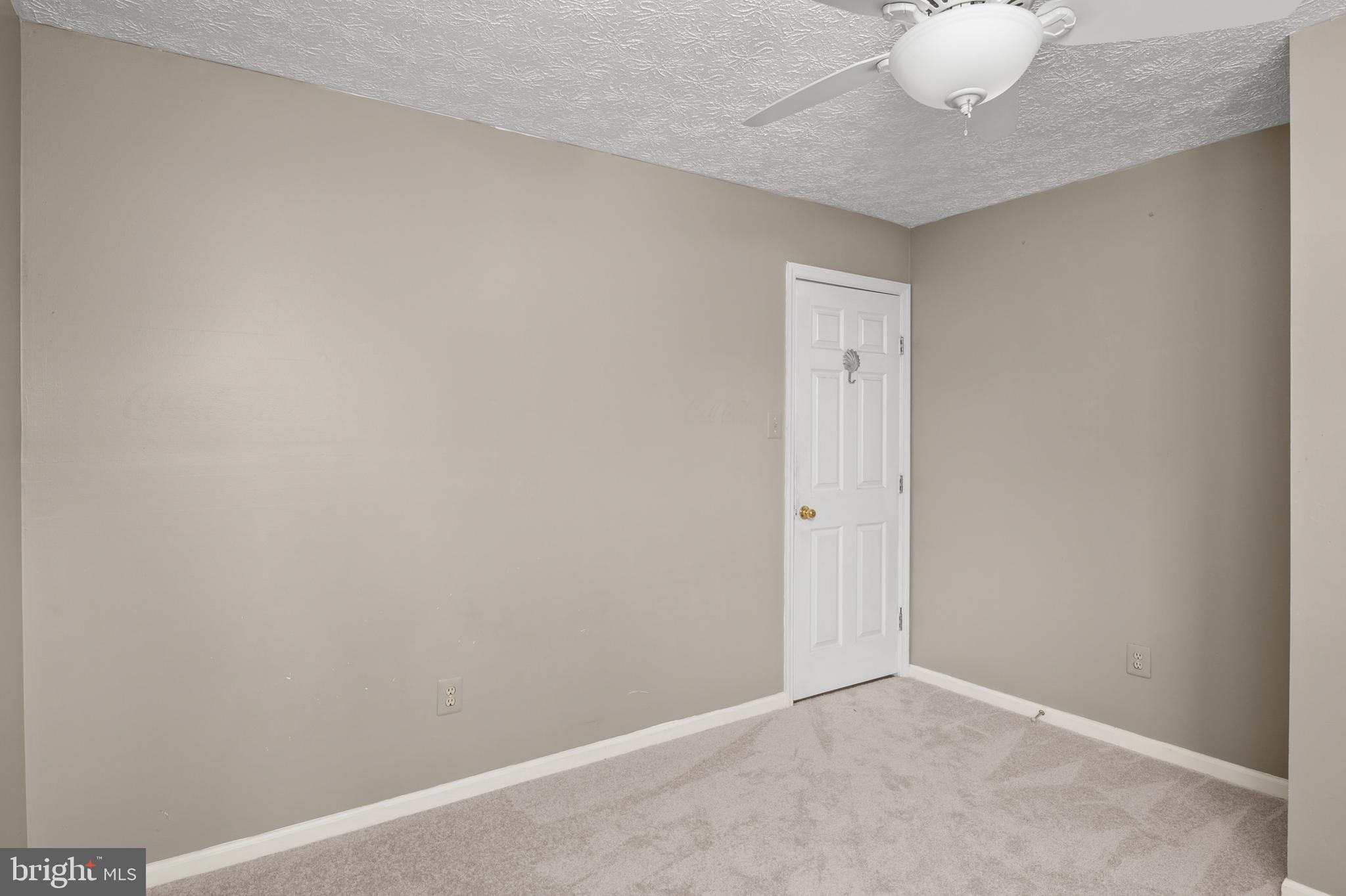 CHESTNUT FARMS - Residential