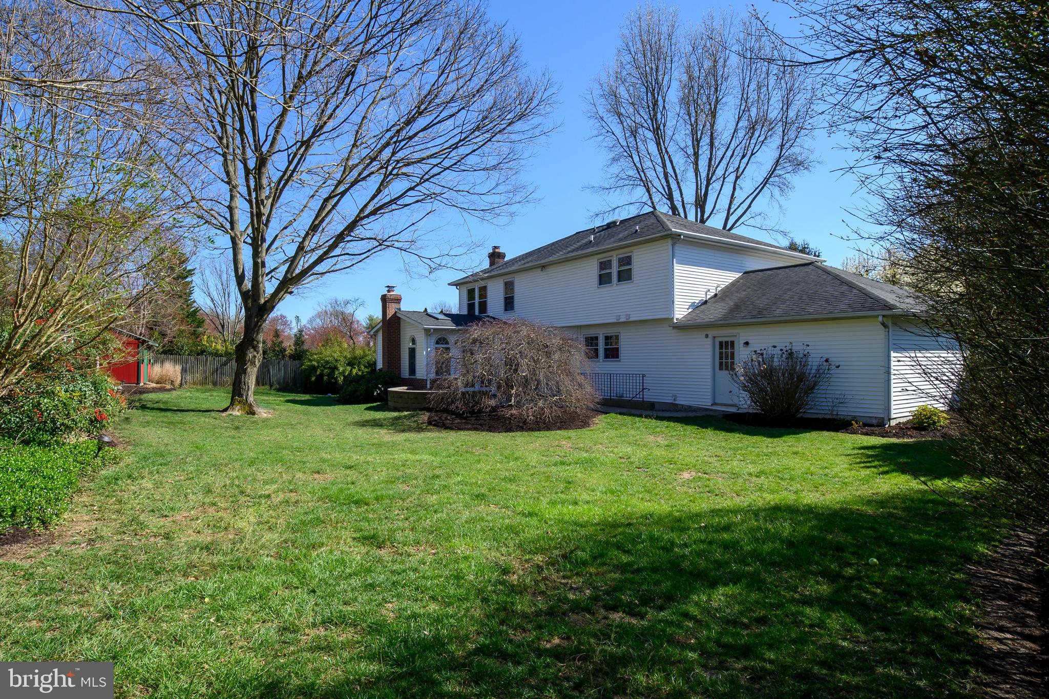 CHESTNUT FARMS - Residential