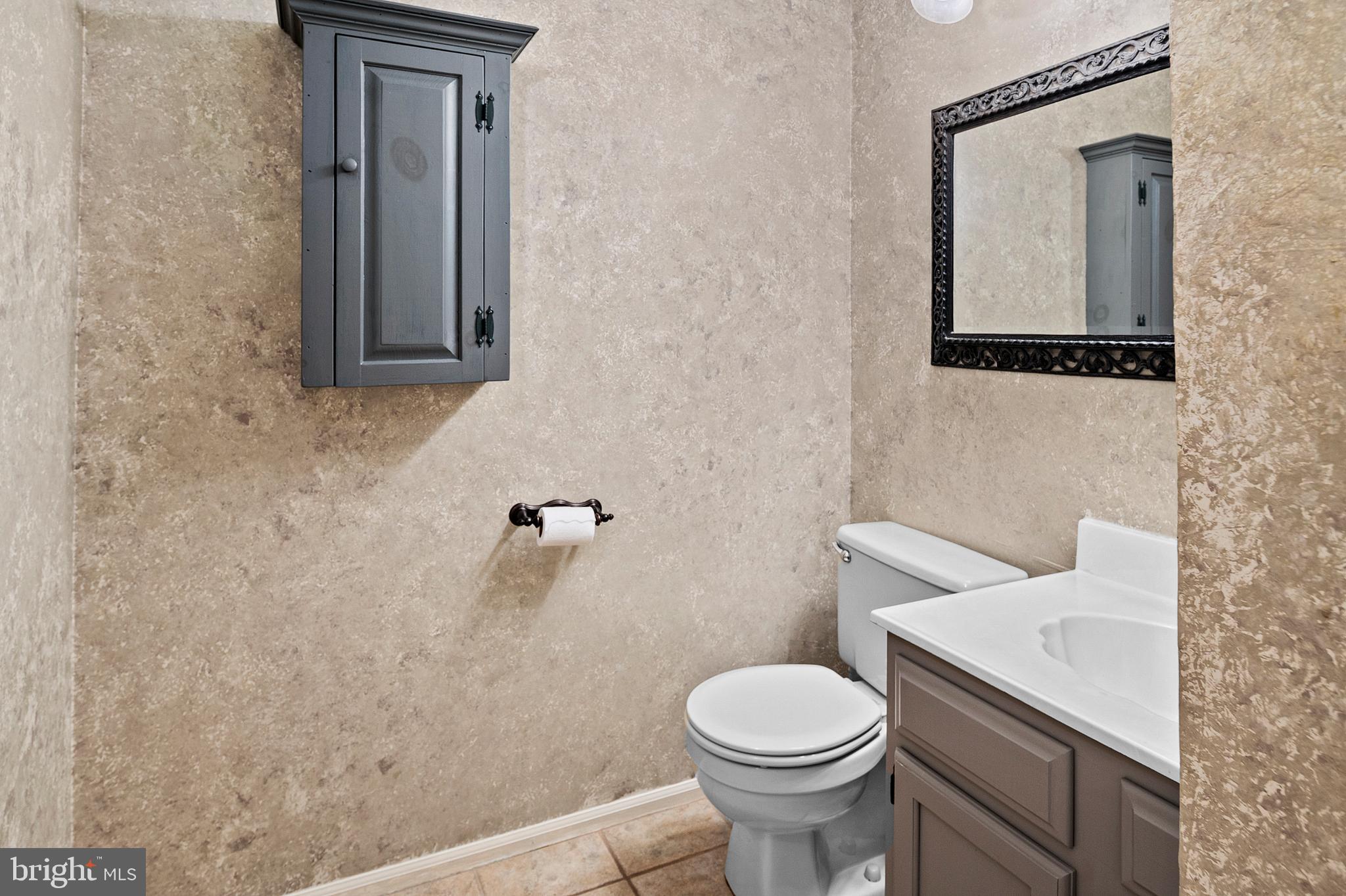 CHESTNUT FARMS - Residential